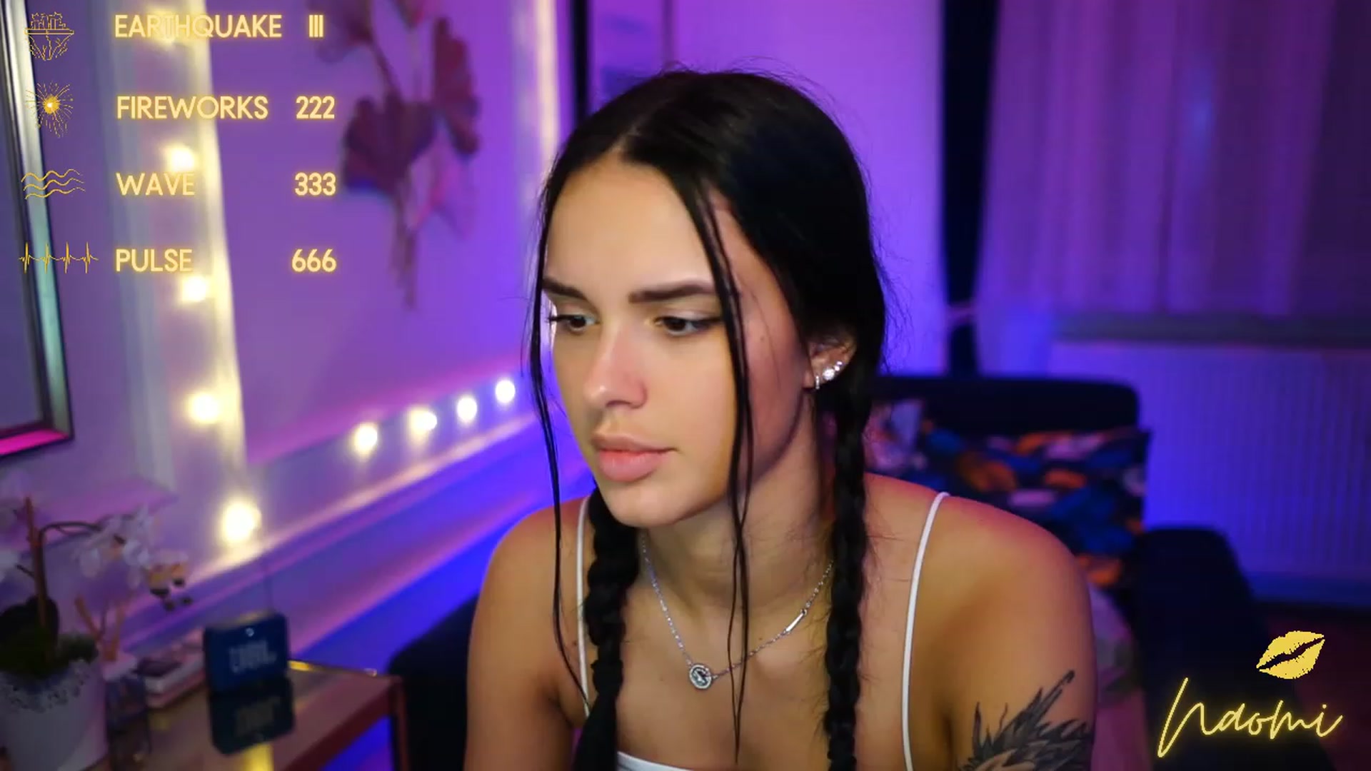 Gallery image thumbnail from cinnabellee's myfreecams stream on, 02/01/2023, 02:36 image 17 of 20