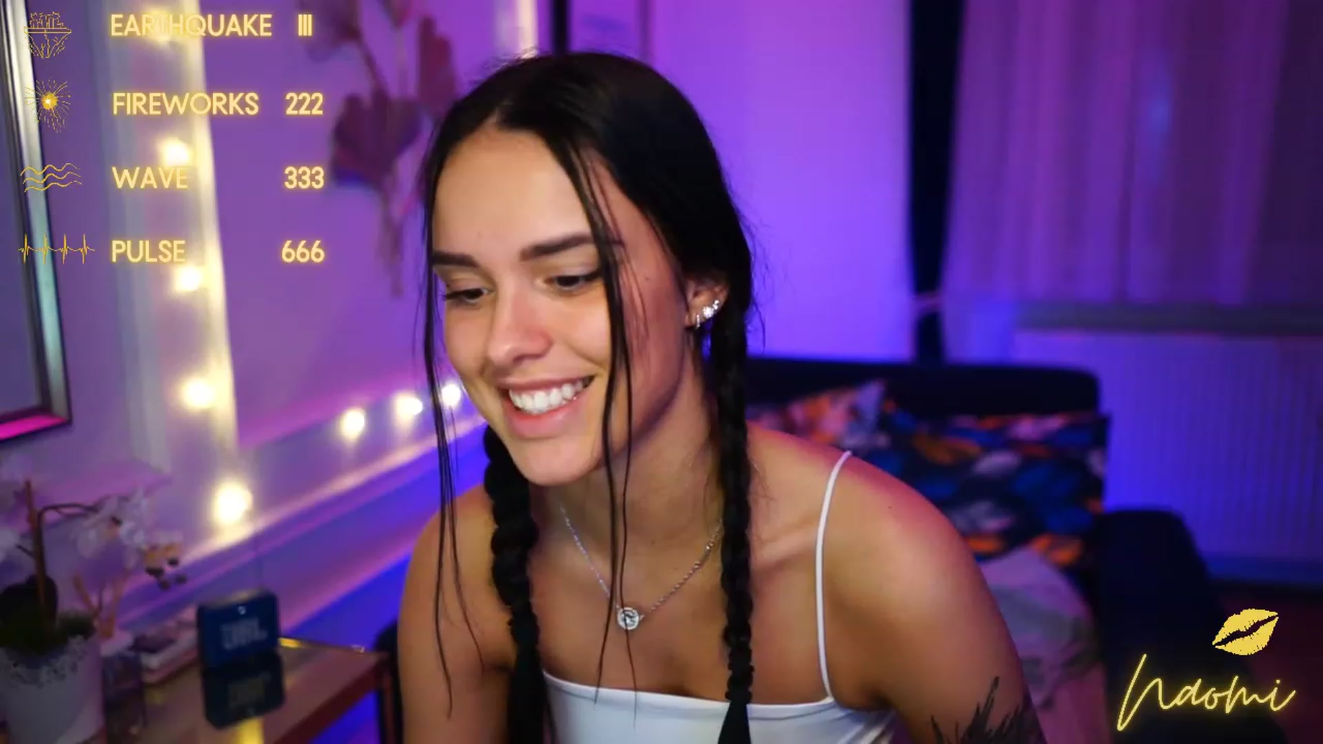 Gallery image thumbnail from cinnabellee's myfreecams stream on, 02/01/2023, 02:36 image 10 of 20