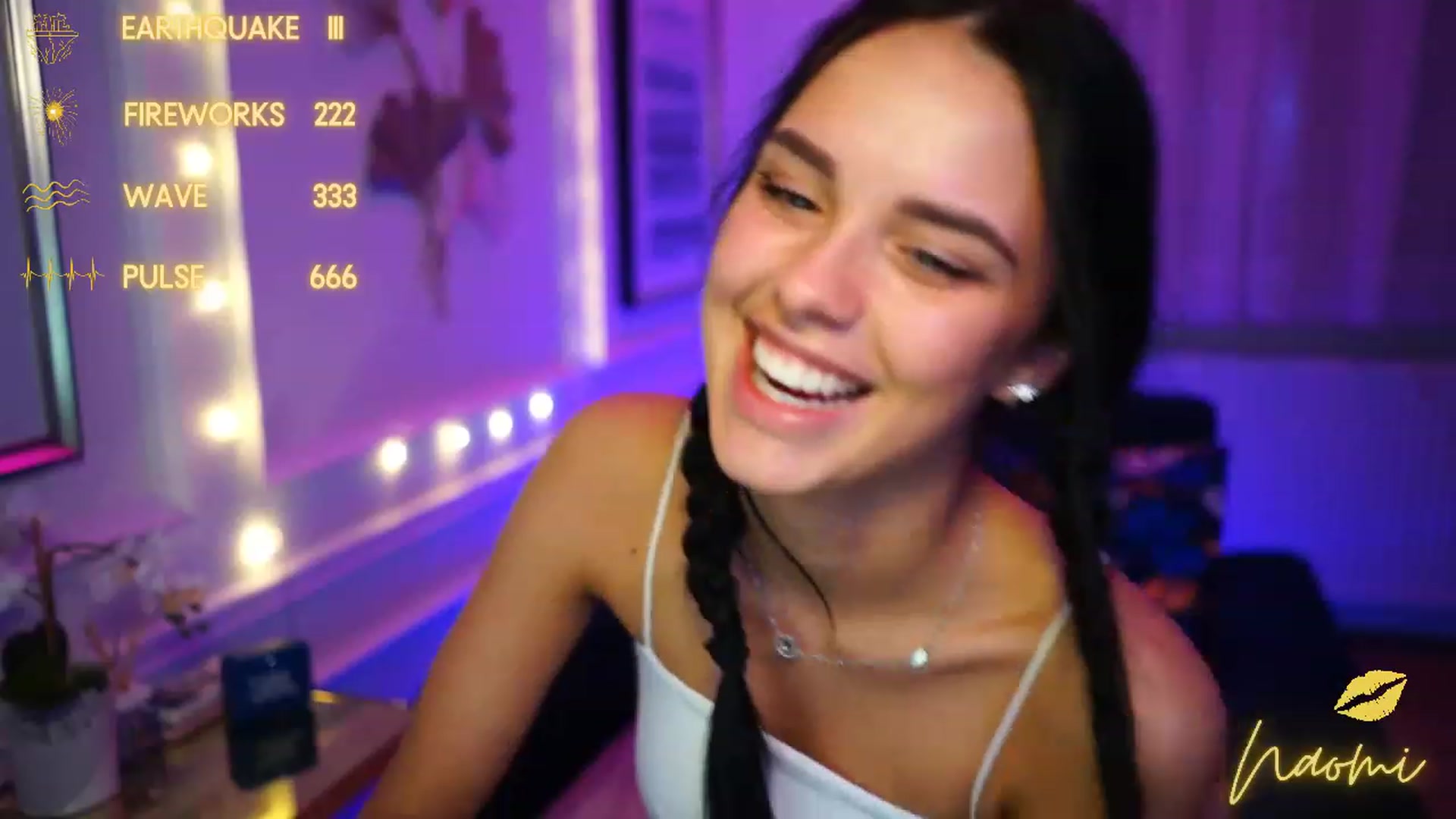Gallery image thumbnail from cinnabellee's myfreecams stream on, 02/01/2023, 02:36 image 5 of 20