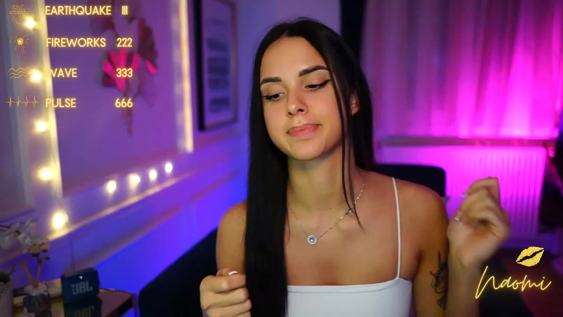 Gallery image thumbnail from cinnabellee's myfreecams stream on, 02/04/2023, 21:57 image 7 of 20