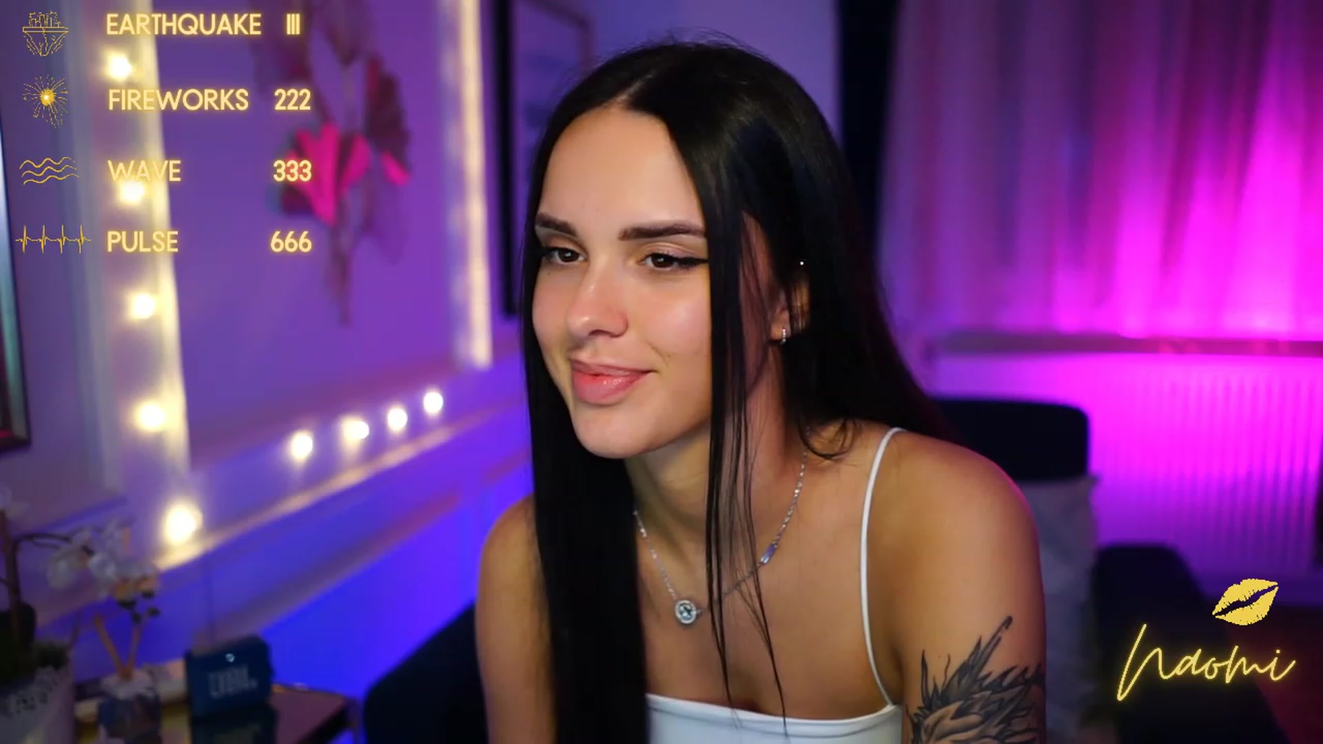 Gallery image thumbnail from cinnabellee's myfreecams stream on, 02/04/2023, 21:57 image 13 of 20