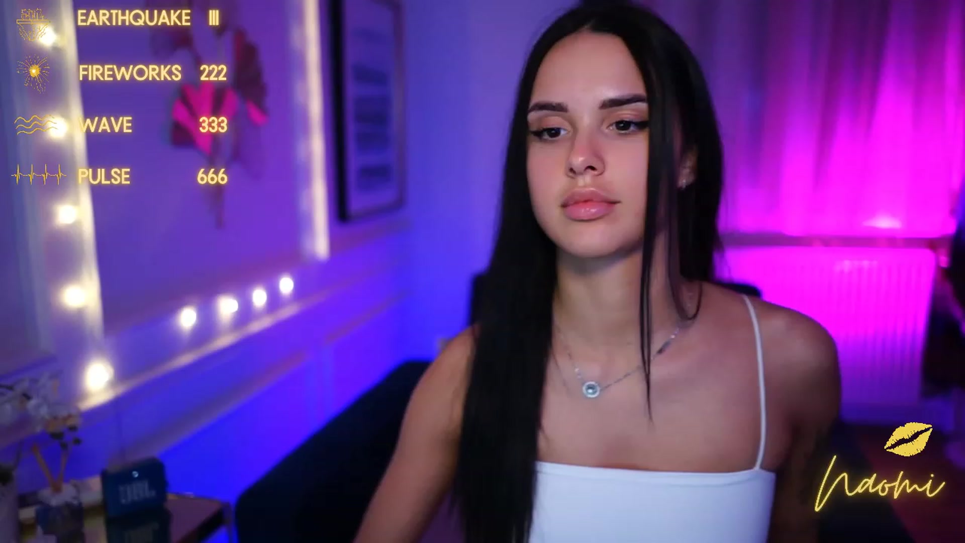 Gallery image thumbnail from cinnabellee's myfreecams stream on, 02/04/2023, 21:57 image 11 of 20
