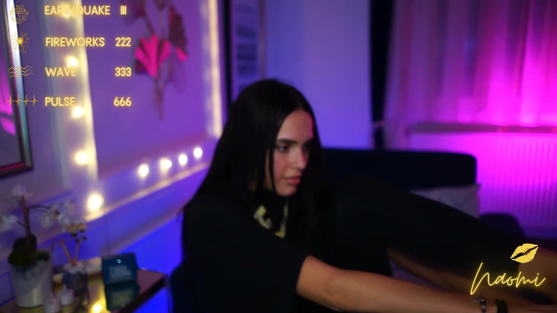 Gallery image thumbnail from cinnabellee's myfreecams stream on, 02/04/2023, 22:43 image 14 of 20