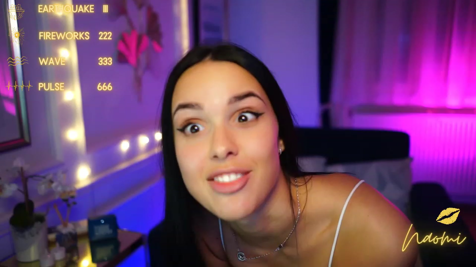 Gallery image thumbnail from cinnabellee's myfreecams stream on, 02/04/2023, 22:43 image 7 of 20