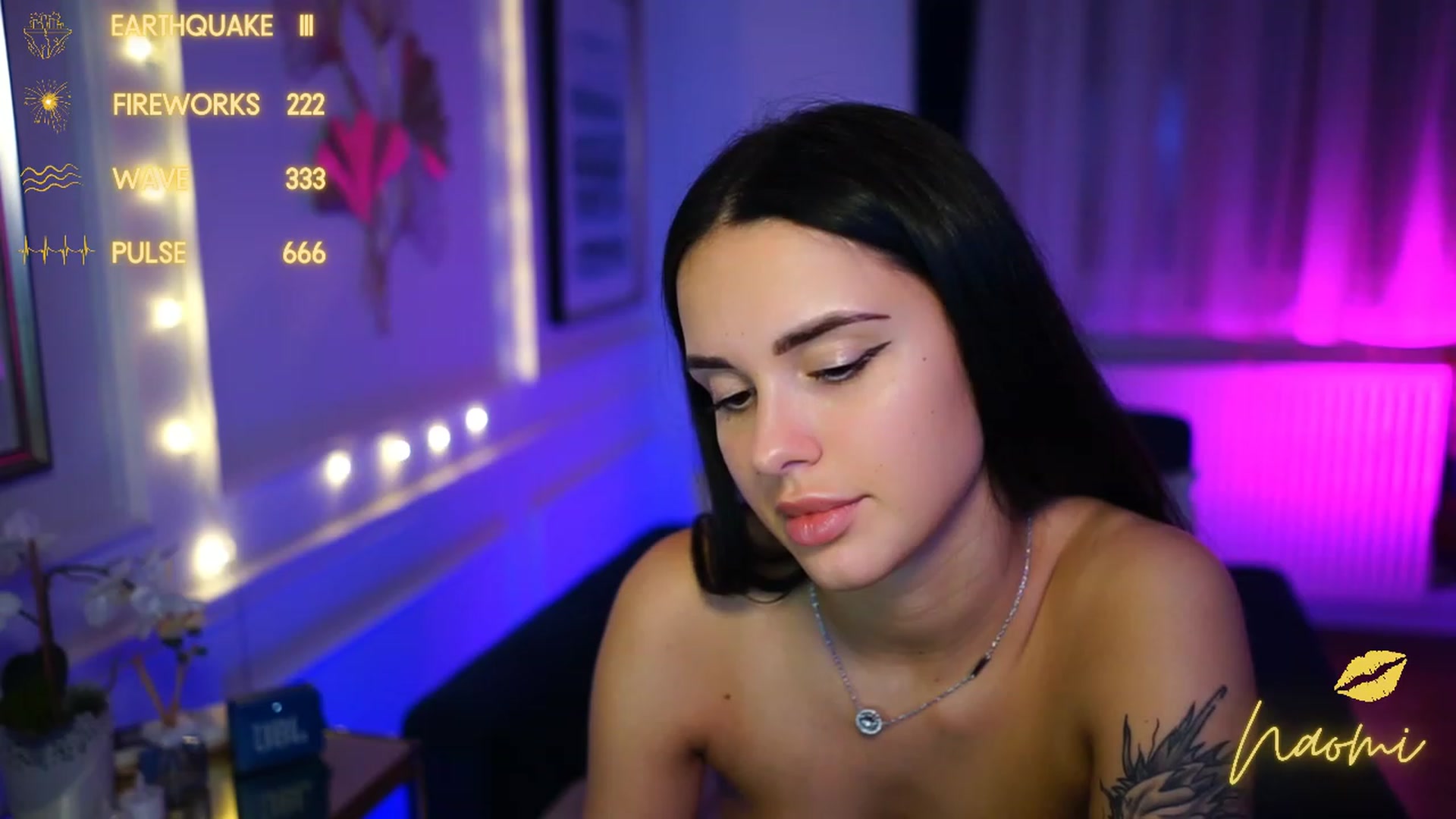 Gallery image thumbnail from cinnabellee's myfreecams stream on, 02/05/2023, 22:11 image 20 of 20