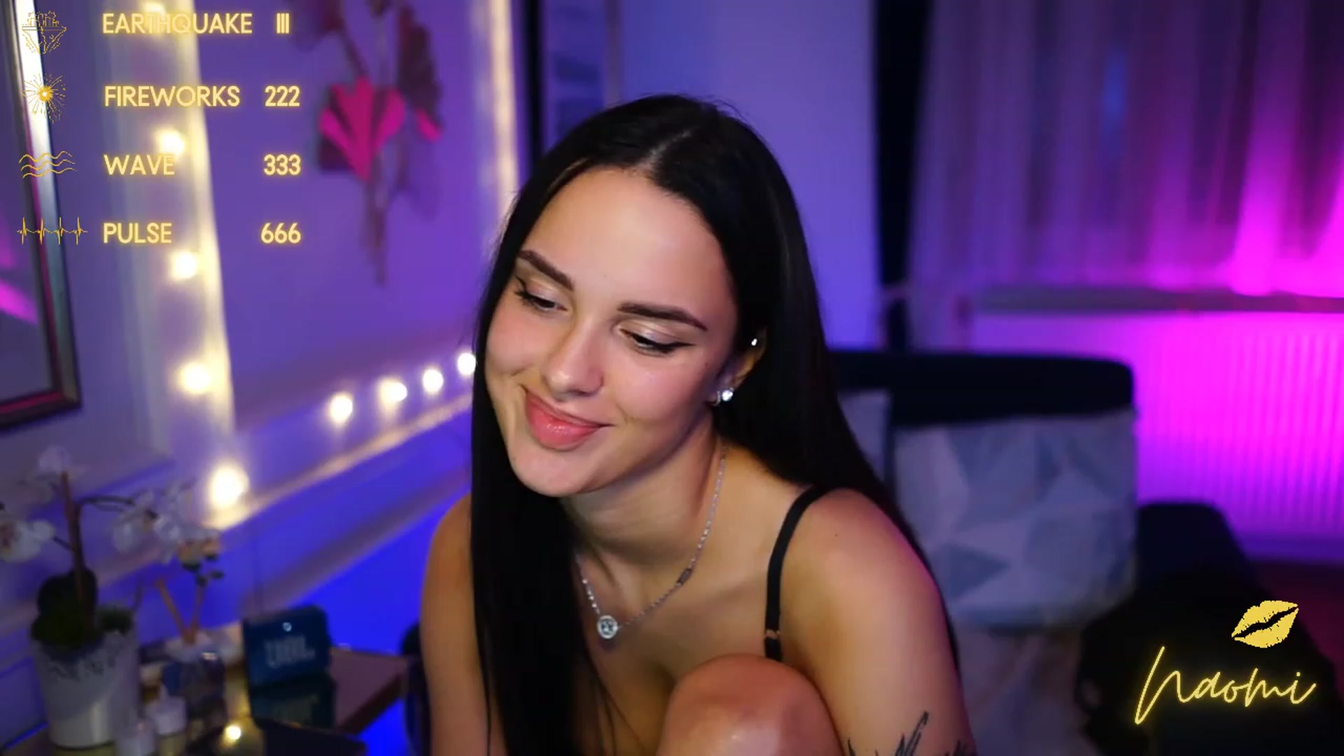 Gallery image thumbnail from cinnabellee's myfreecams stream on, 02/05/2023, 22:11 image 5 of 20