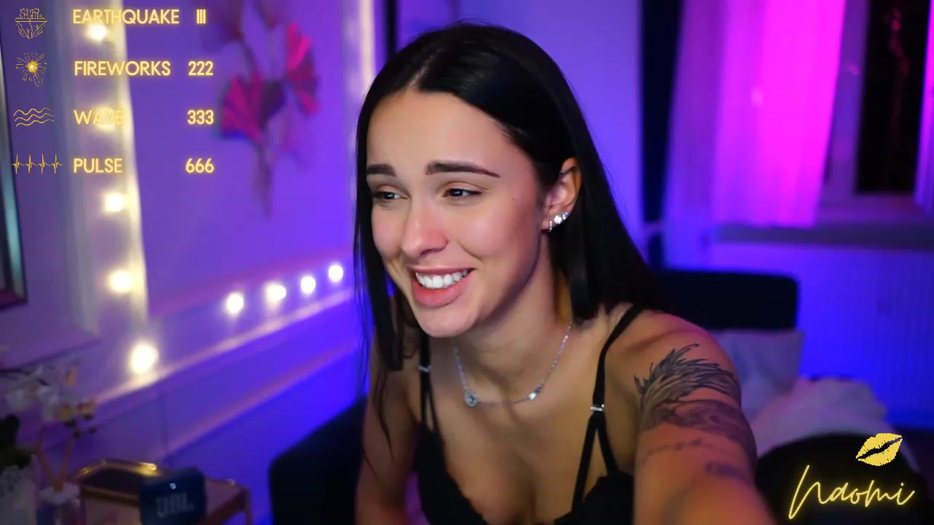 Gallery image thumbnail from cinnabellee's myfreecams stream on, 02/06/2023, 21:53 image 20 of 20