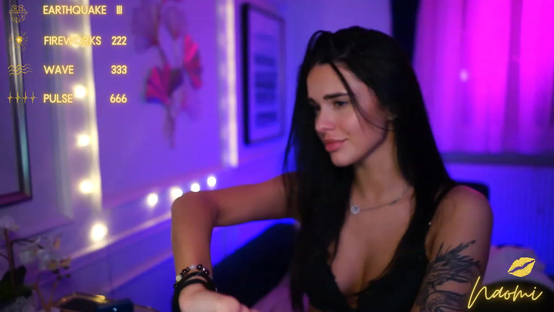 Gallery image thumbnail from cinnabellee's myfreecams stream on, 02/06/2023, 21:53 image 18 of 20