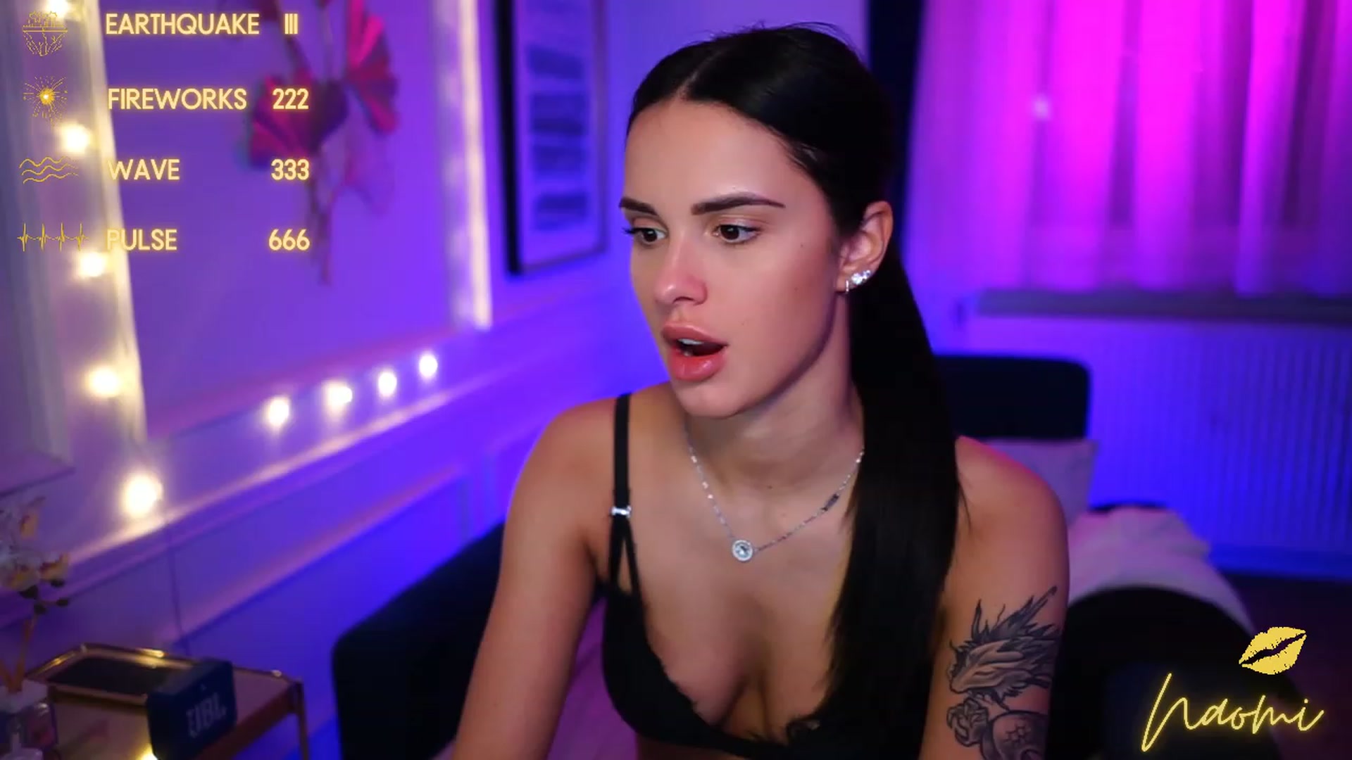 Gallery image thumbnail from cinnabellee's myfreecams stream on, 02/06/2023, 22:42 image 13 of 20