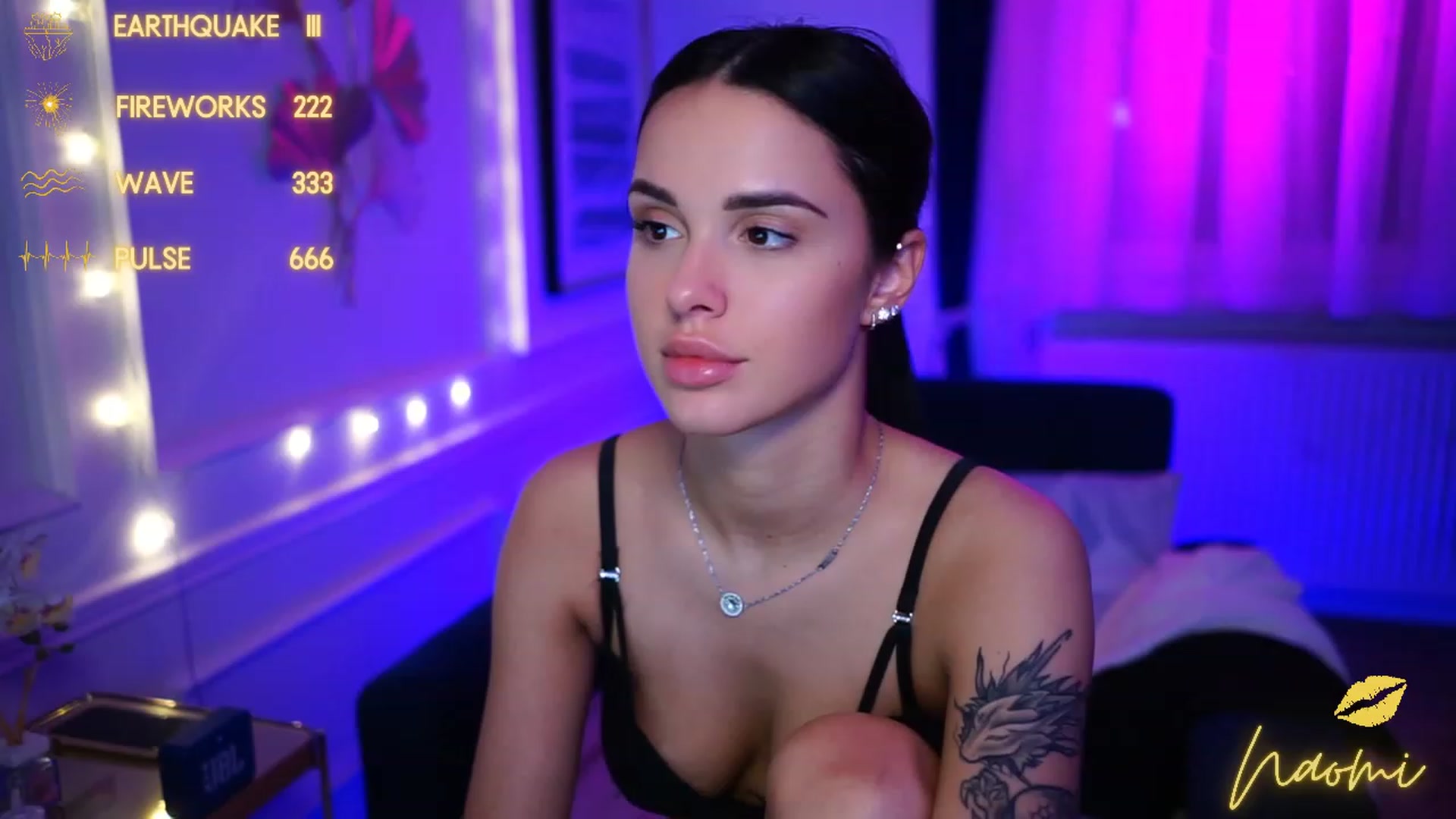 Gallery image thumbnail from cinnabellee's myfreecams stream on, 02/06/2023, 22:42 image 9 of 20