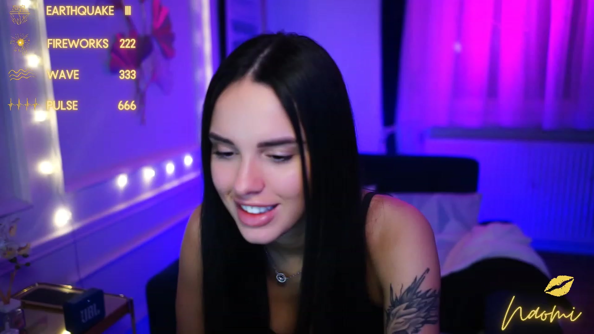 Gallery image thumbnail from cinnabellee's myfreecams stream on, 02/06/2023, 22:42 image 1 of 20