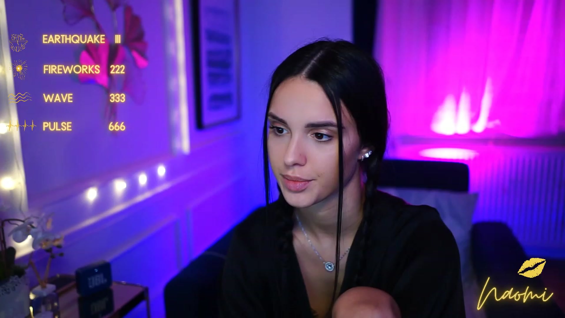 Gallery image thumbnail from cinnabellee's myfreecams stream on, 02/07/2023, 19:50 image 9 of 20