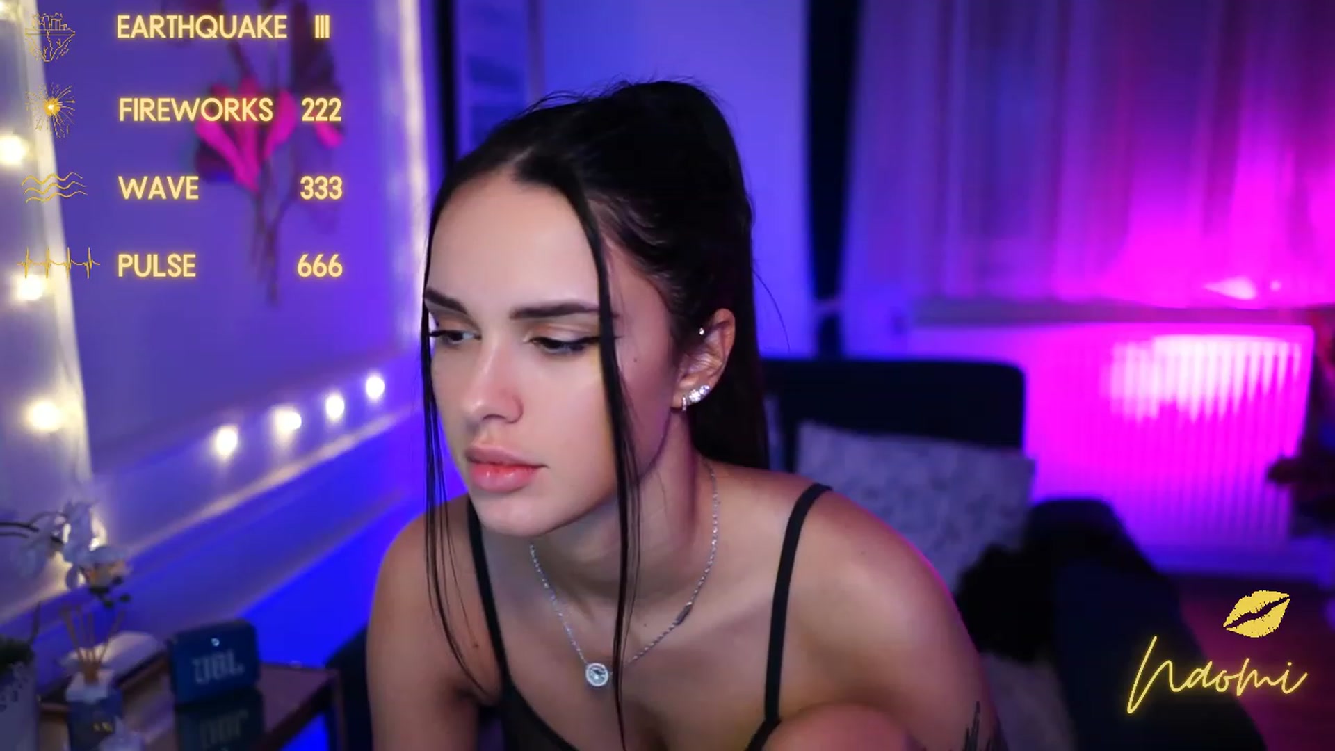 Gallery image thumbnail from cinnabellee's myfreecams stream on, 02/09/2023, 20:44 image 10 of 20
