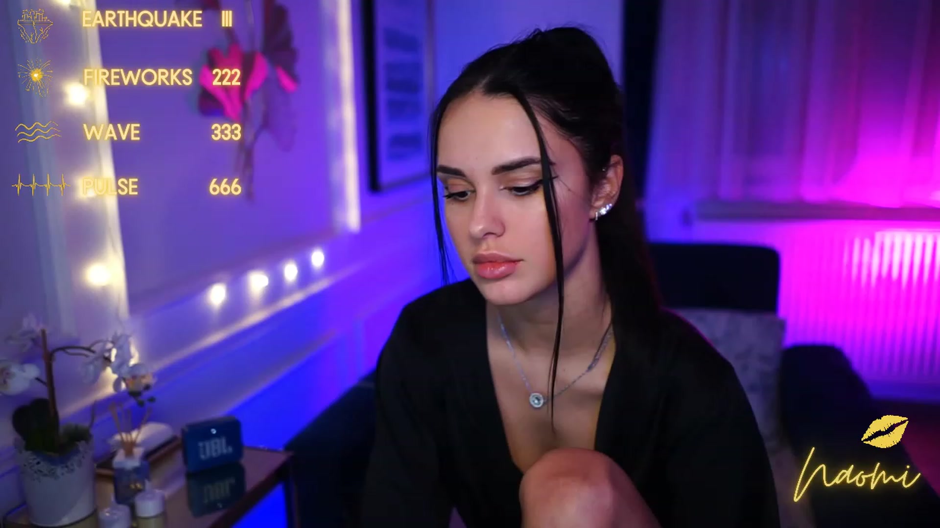 Gallery image thumbnail from cinnabellee's myfreecams stream on, 02/09/2023, 22:03 image 1 of 20