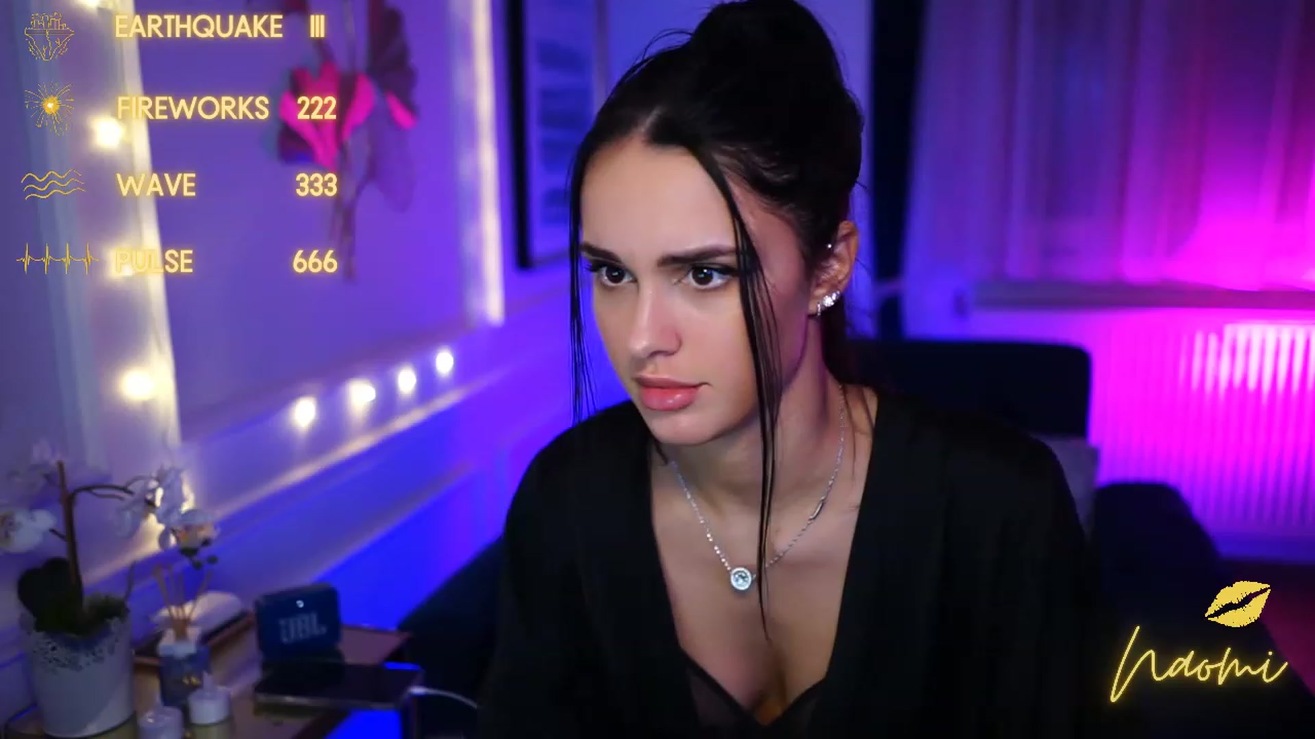 Gallery image thumbnail from cinnabellee's myfreecams stream on, 02/09/2023, 22:03 image 6 of 20