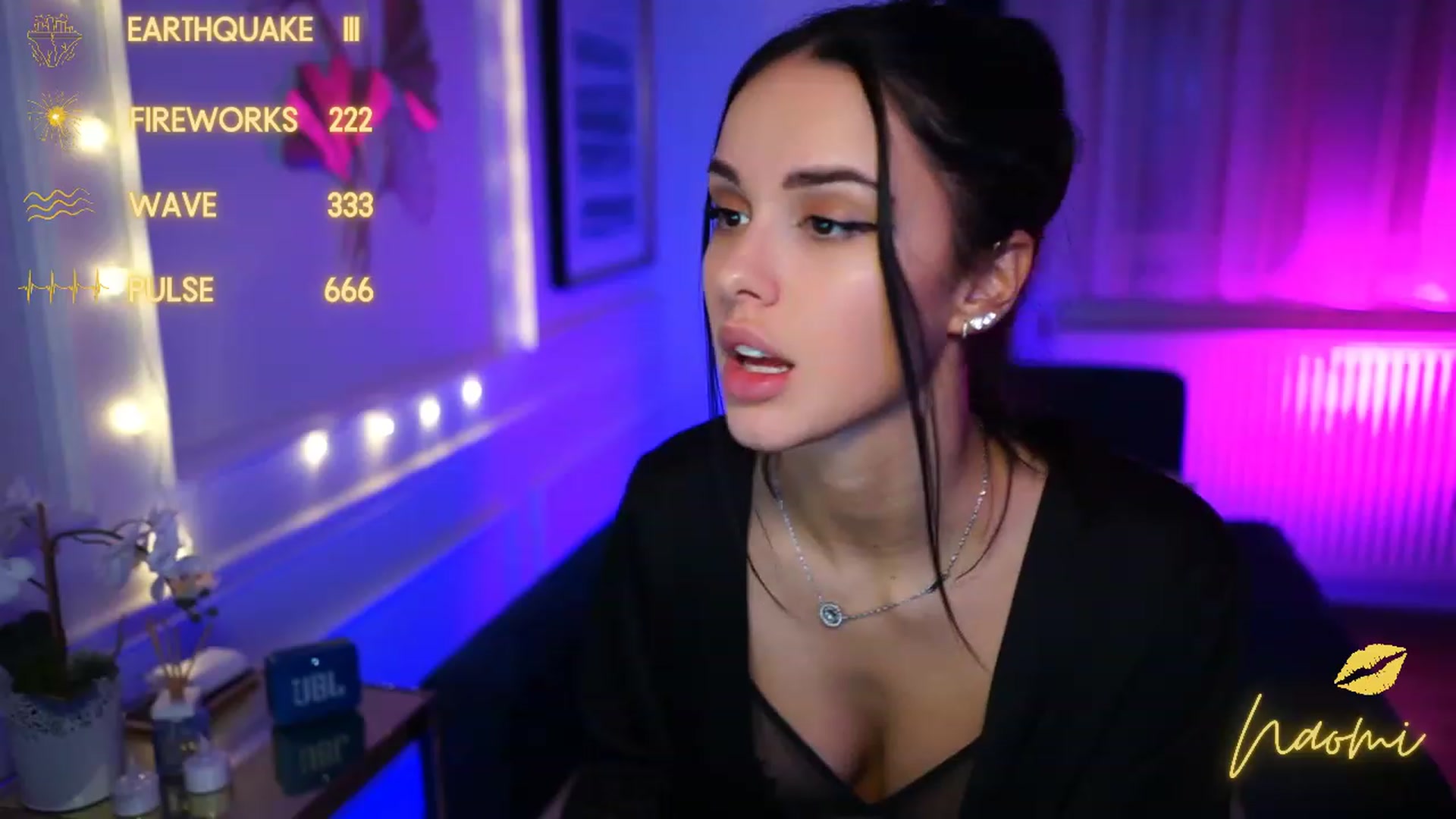 Gallery image thumbnail from cinnabellee's myfreecams stream on, 02/09/2023, 22:03 image 11 of 20