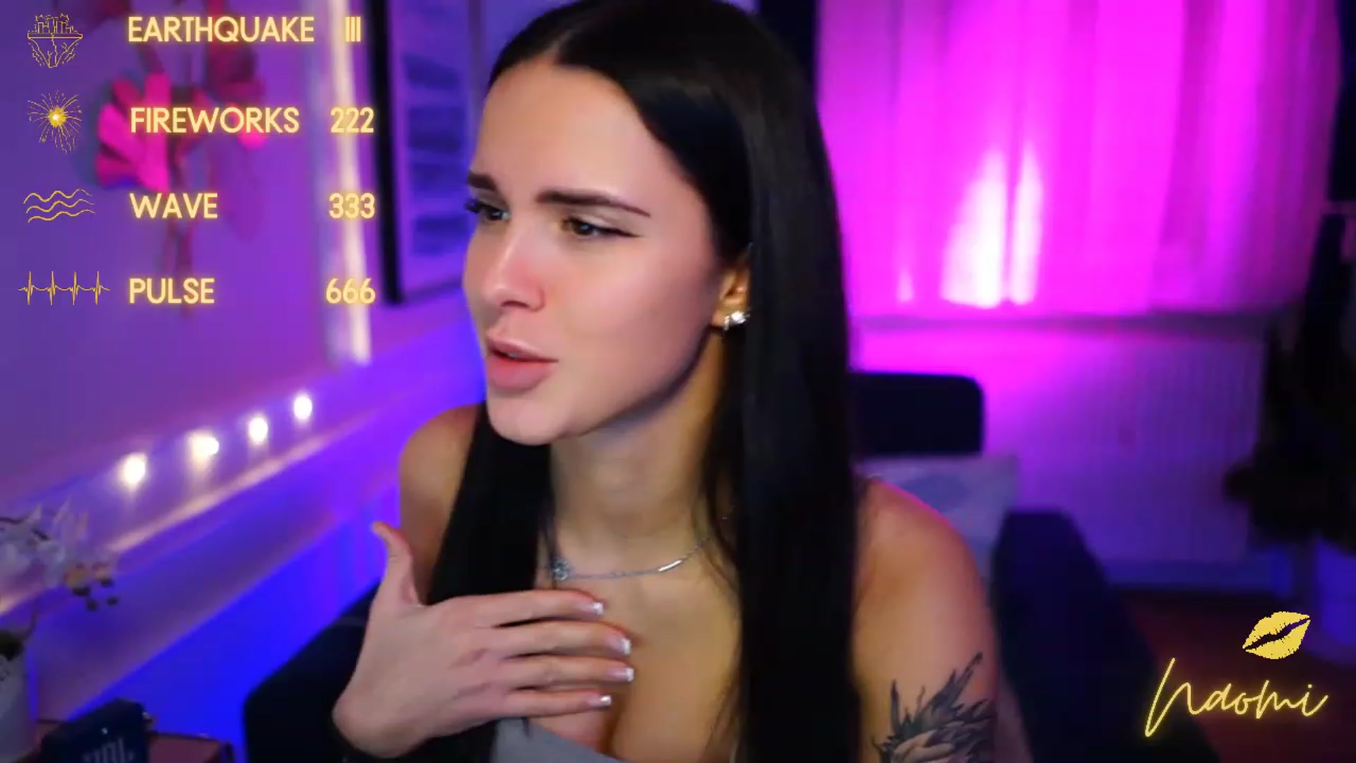 Gallery image thumbnail from cinnabellee's myfreecams stream on, 02/13/2023, 21:56 image 6 of 20