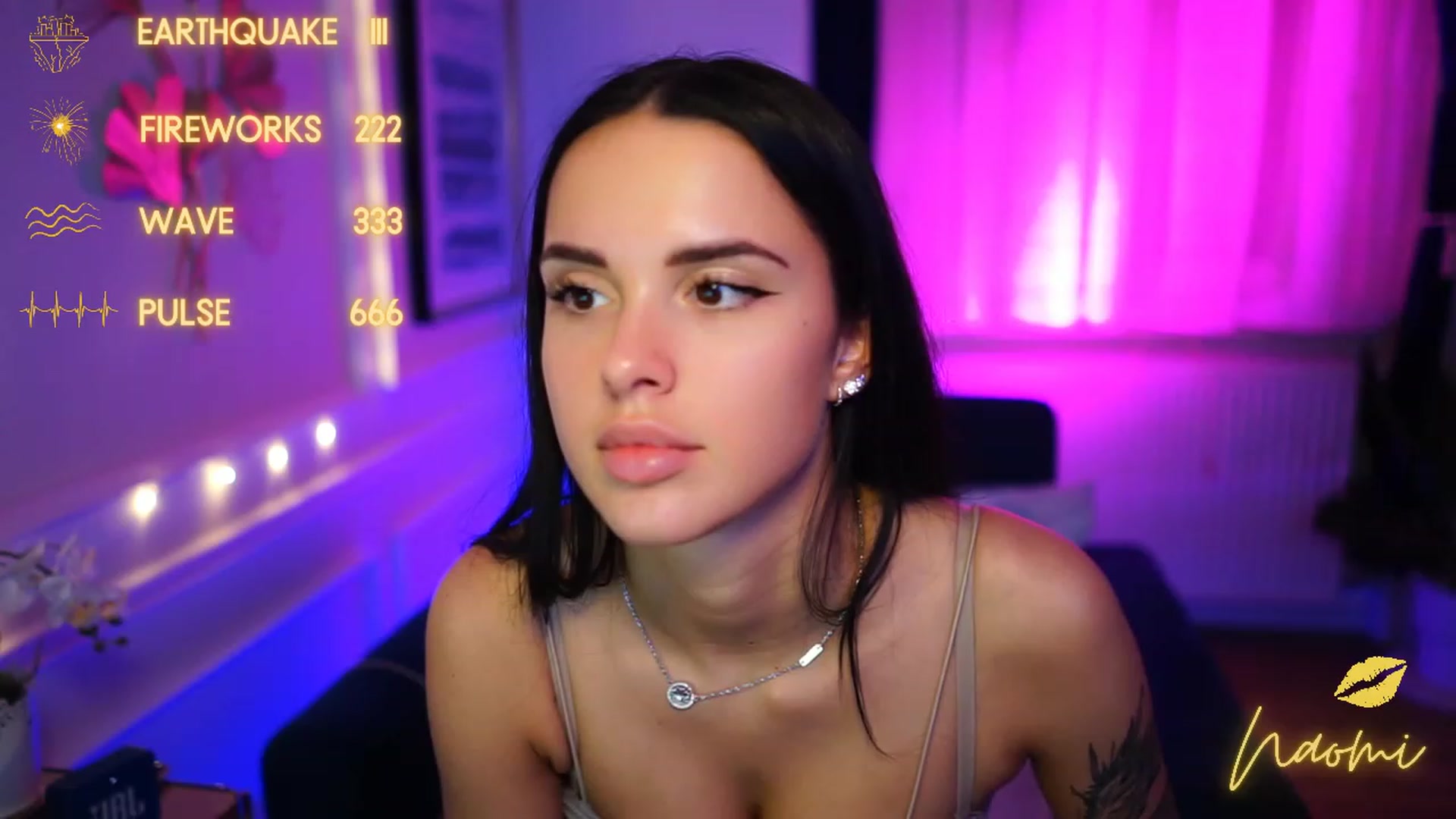 Gallery image thumbnail from cinnabellee's myfreecams stream on, 02/13/2023, 21:56 image 4 of 20