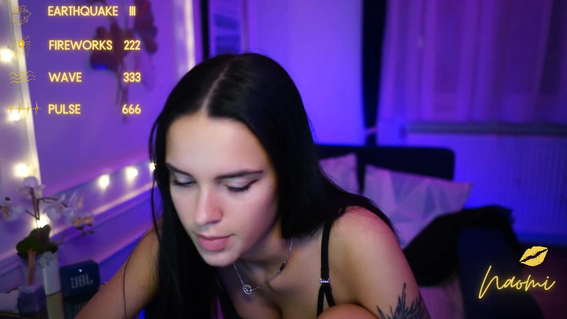 Gallery image thumbnail from cinnabellee's myfreecams stream on, 02/15/2023, 24:06 image 19 of 20