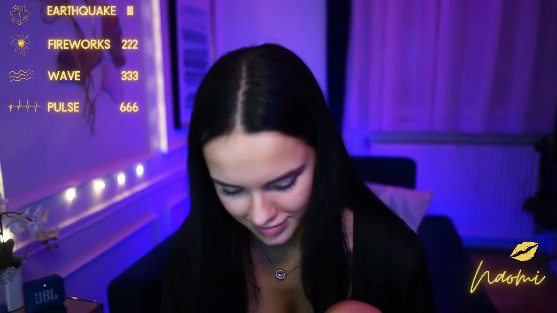 Gallery image thumbnail from cinnabellee's myfreecams stream on, 02/15/2023, 24:06 image 5 of 20