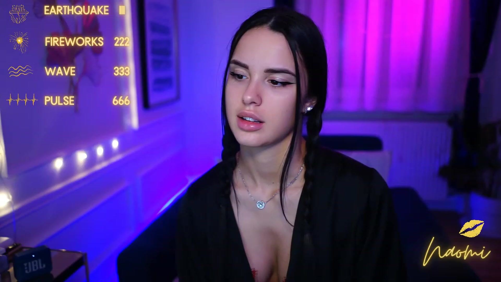 Gallery image thumbnail from cinnabellee's myfreecams stream on, 02/15/2023, 18:39 image 9 of 20