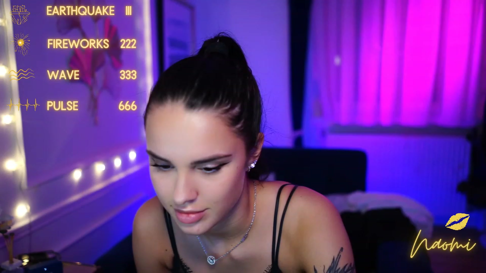 Gallery image thumbnail from cinnabellee's myfreecams stream on, 02/18/2023, 24:59 image 5 of 20