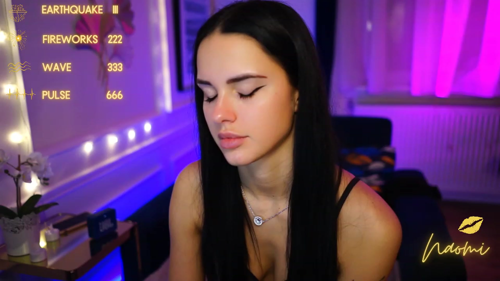 Gallery image thumbnail from cinnabellee's myfreecams stream on, 02/20/2023, 21:49 image 18 of 20