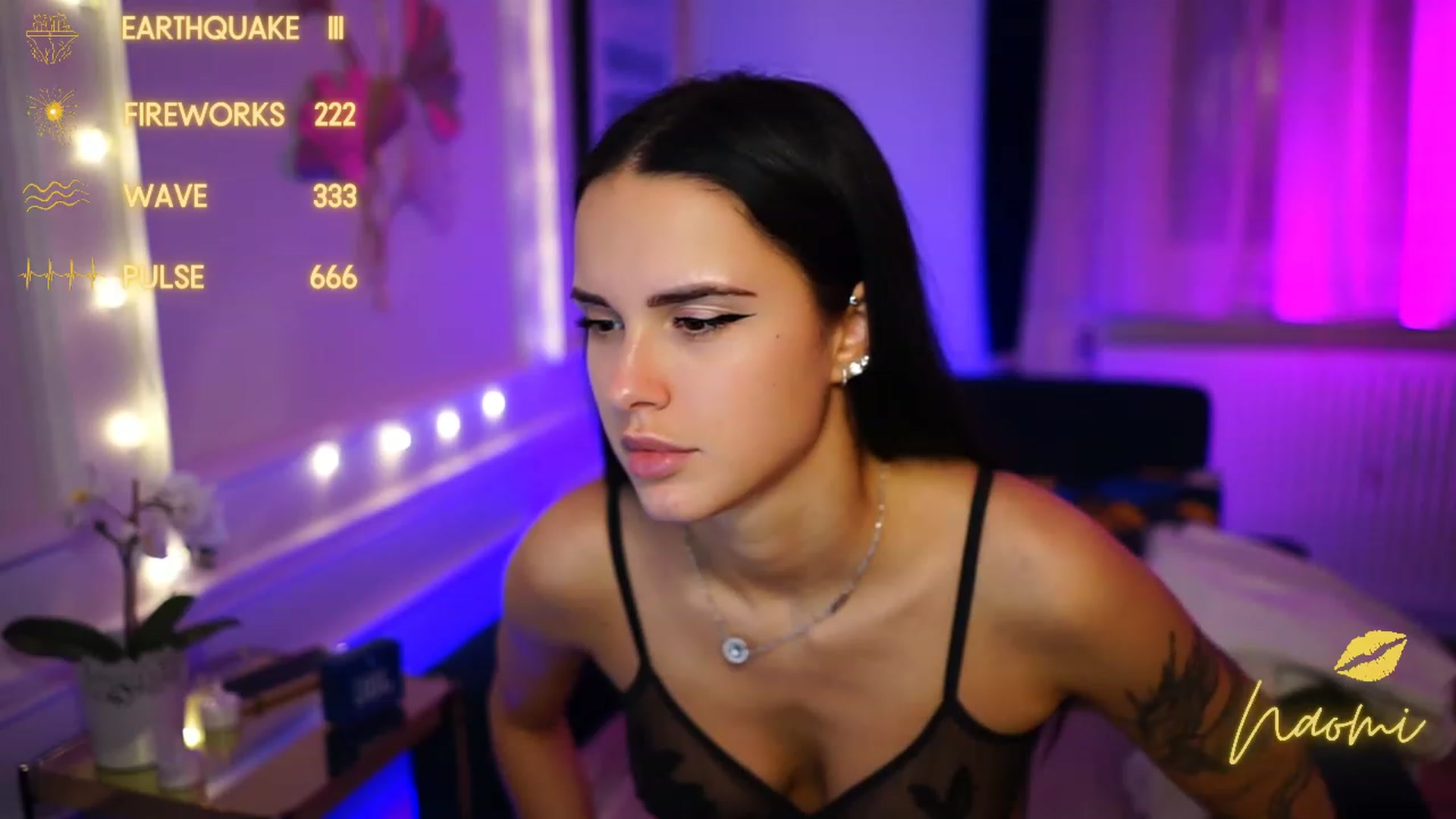 Gallery image thumbnail from cinnabellee's myfreecams stream on, 02/20/2023, 22:55 image 17 of 20