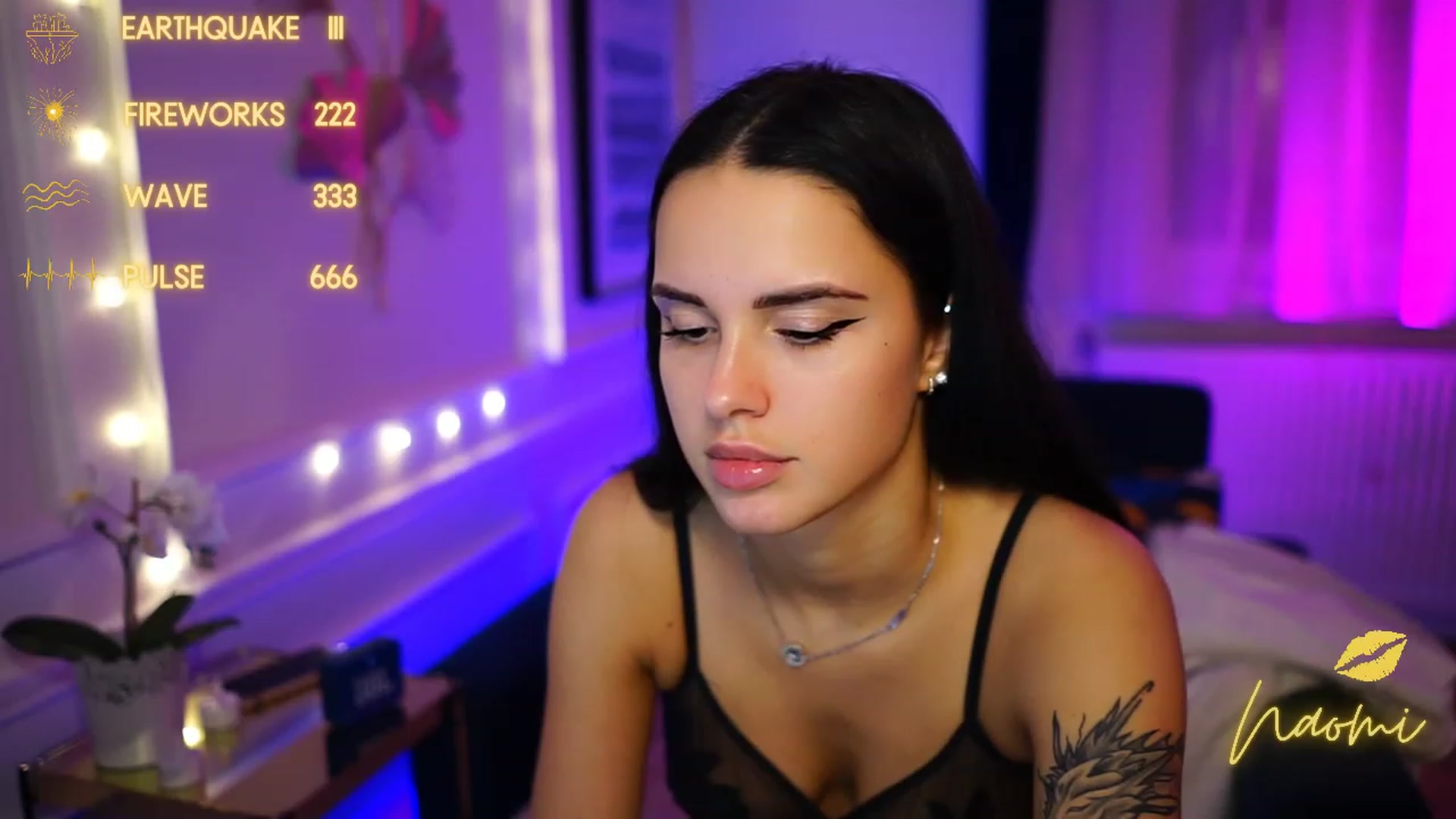 Gallery image thumbnail from cinnabellee's myfreecams stream on, 02/20/2023, 22:55 image 18 of 20