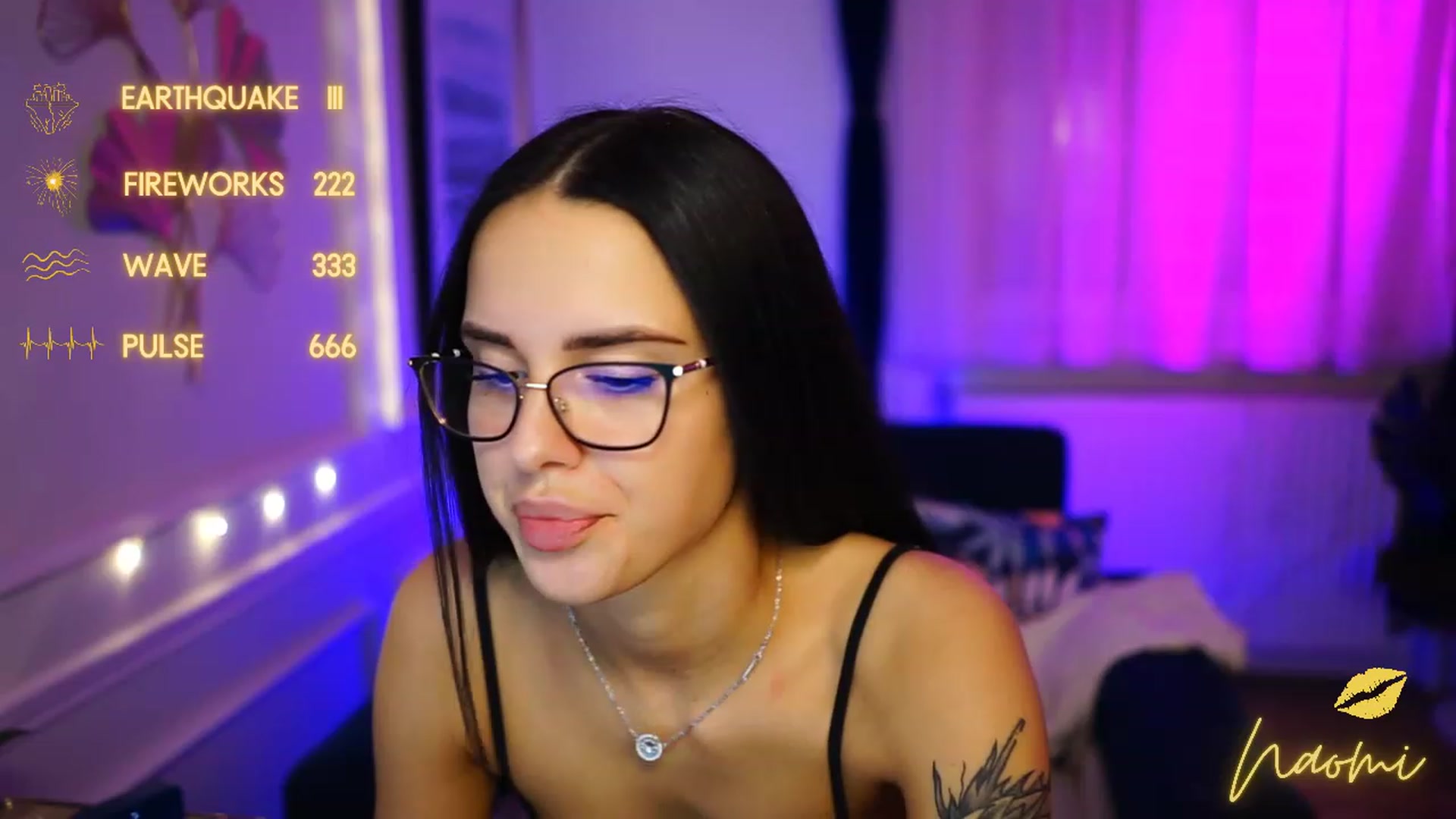 Gallery image thumbnail from cinnabellee's myfreecams stream on, 02/26/2023, 19:42 image 6 of 20