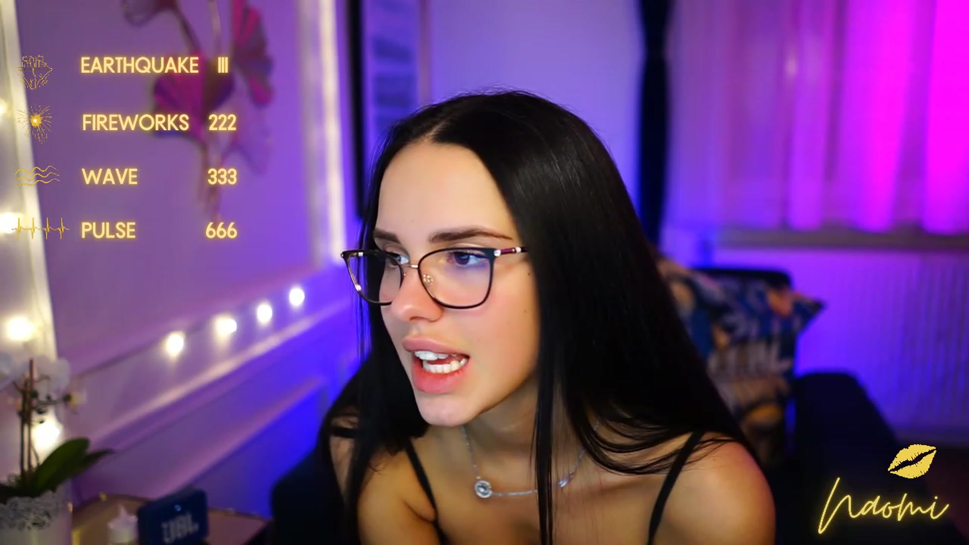 Gallery image thumbnail from cinnabellee's myfreecams stream on, 02/26/2023, 23:11 image 13 of 20
