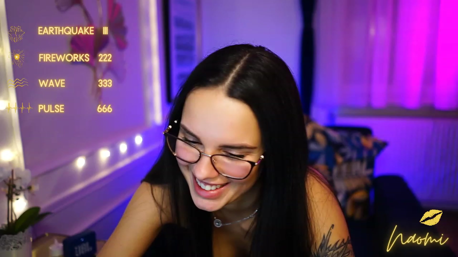 Gallery image thumbnail from cinnabellee's myfreecams stream on, 02/26/2023, 23:11 image 10 of 20