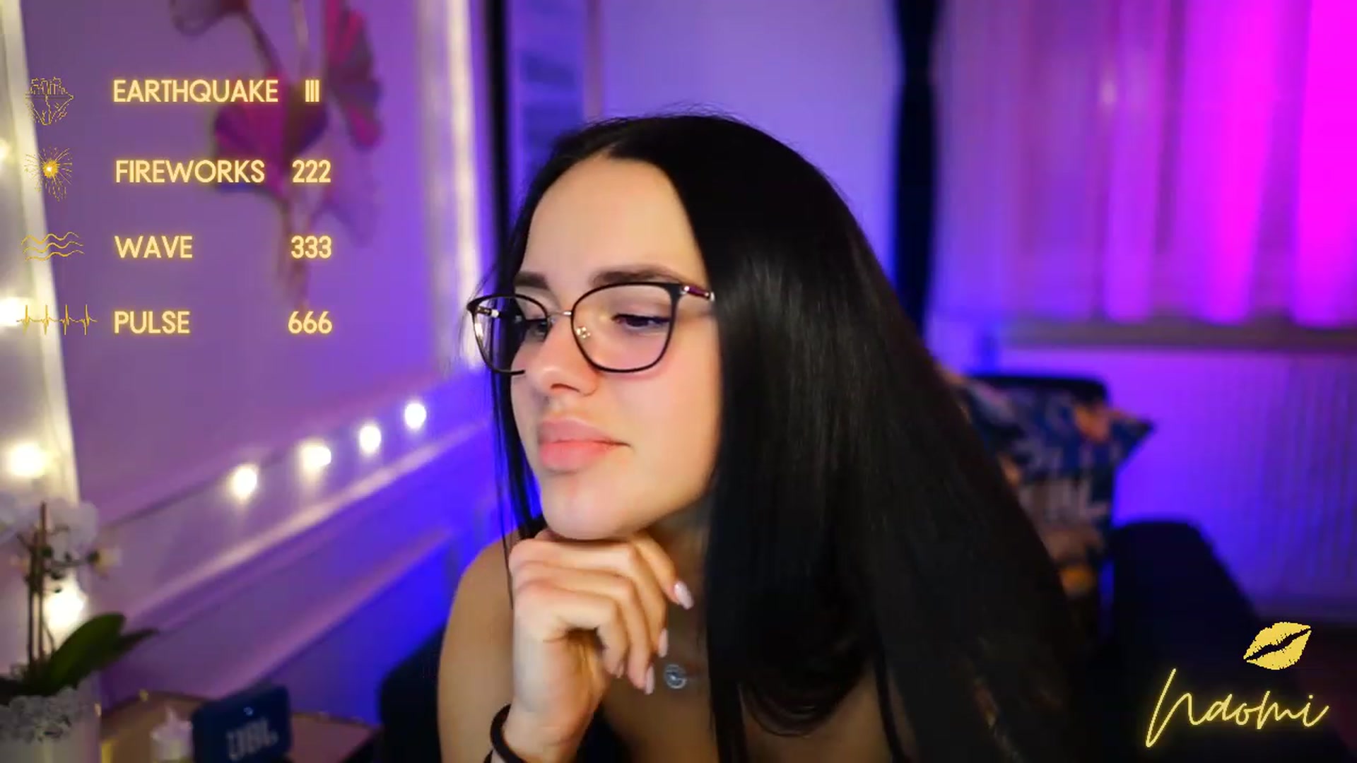 Gallery image thumbnail from cinnabellee's myfreecams stream on, 02/26/2023, 23:11 image 15 of 20