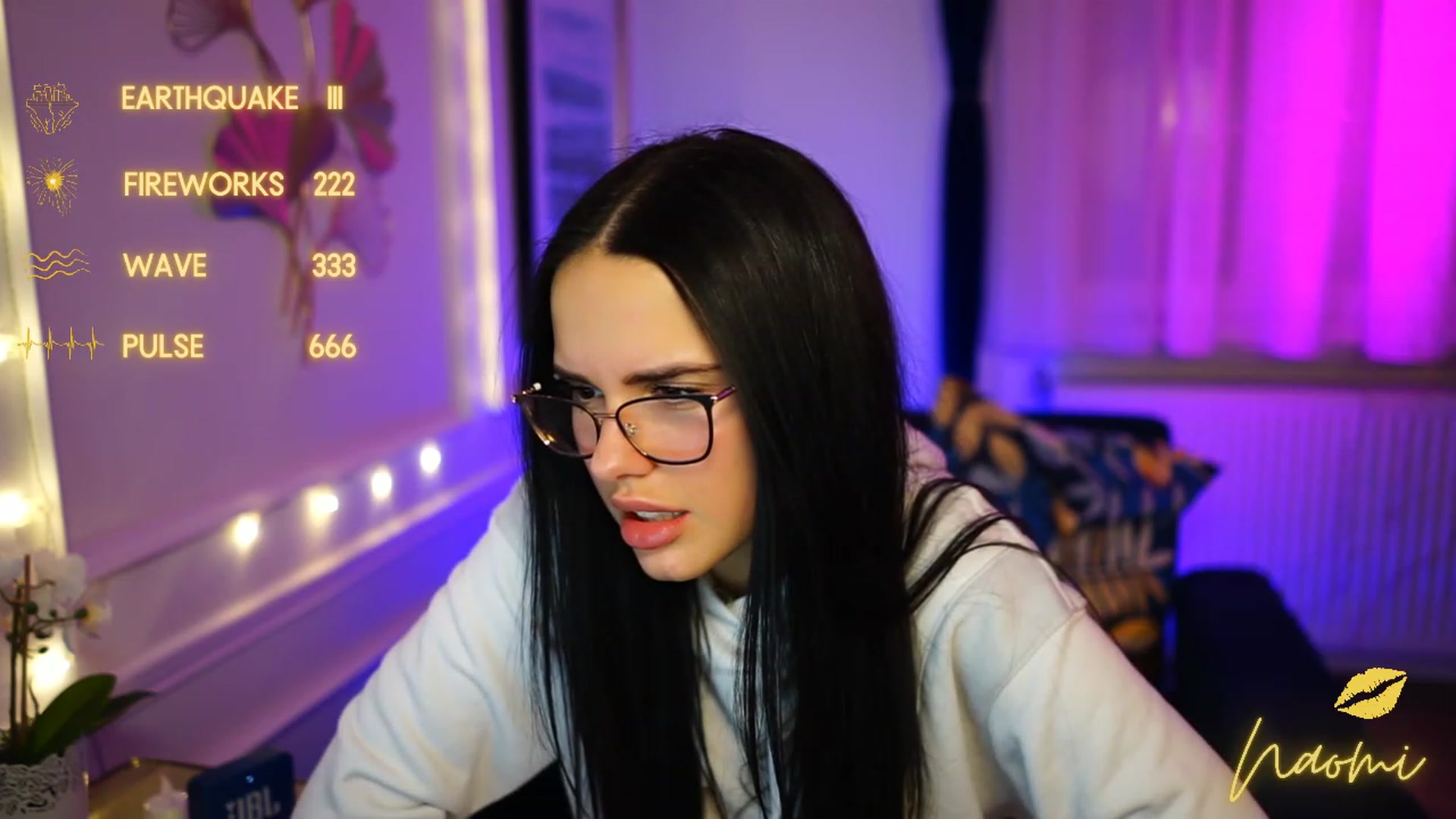 Gallery image thumbnail from cinnabellee's myfreecams stream on, 02/26/2023, 23:11 image 20 of 20