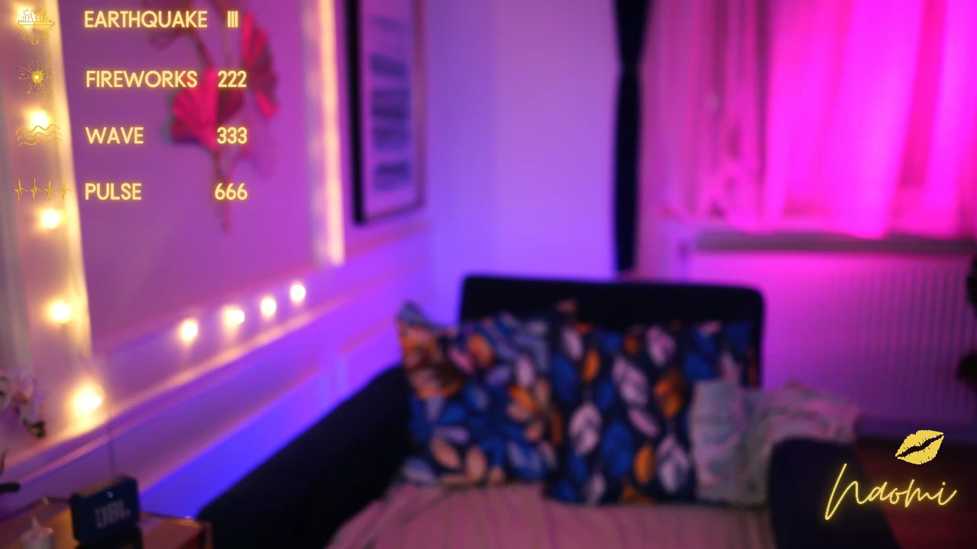 Gallery image thumbnail from cinnabellee's myfreecams stream on, 03/11/2023, 24:04 image 16 of 20