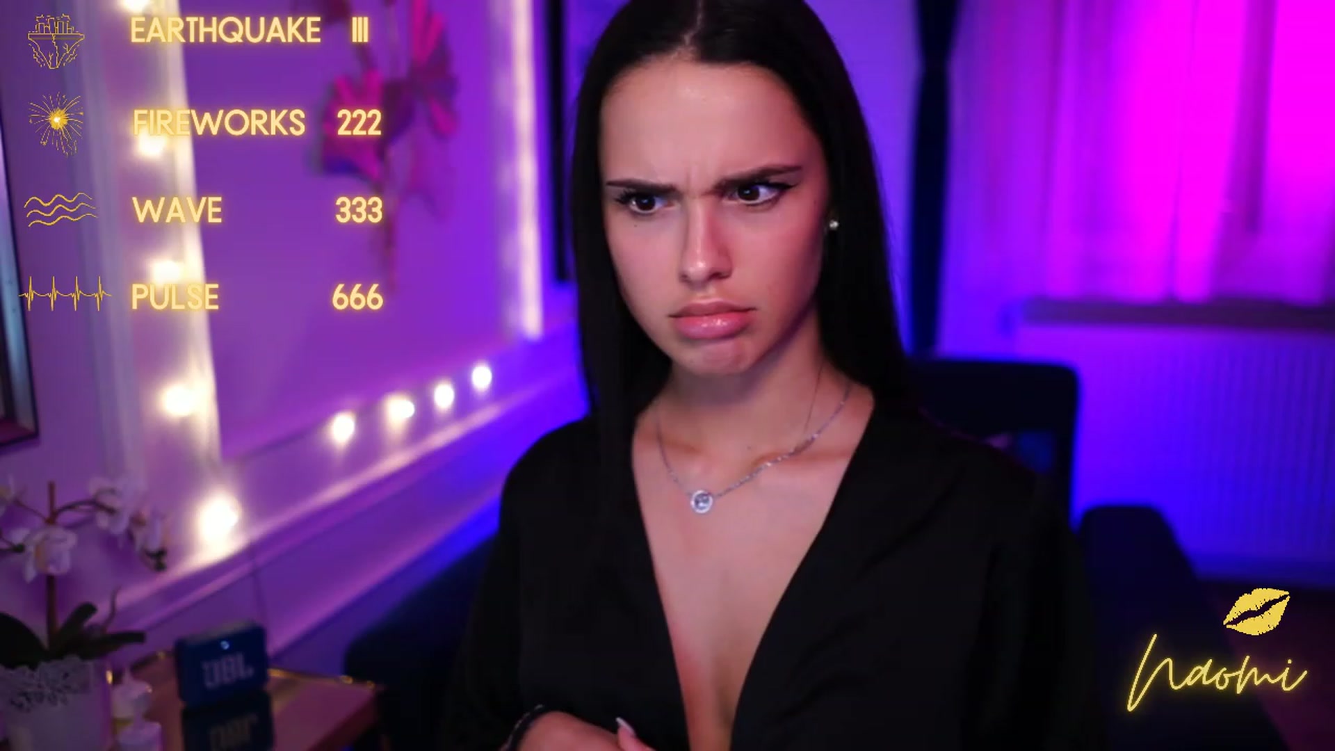 Gallery image thumbnail from cinnabellee's myfreecams stream on, 03/13/2023, 02:06 image 17 of 20