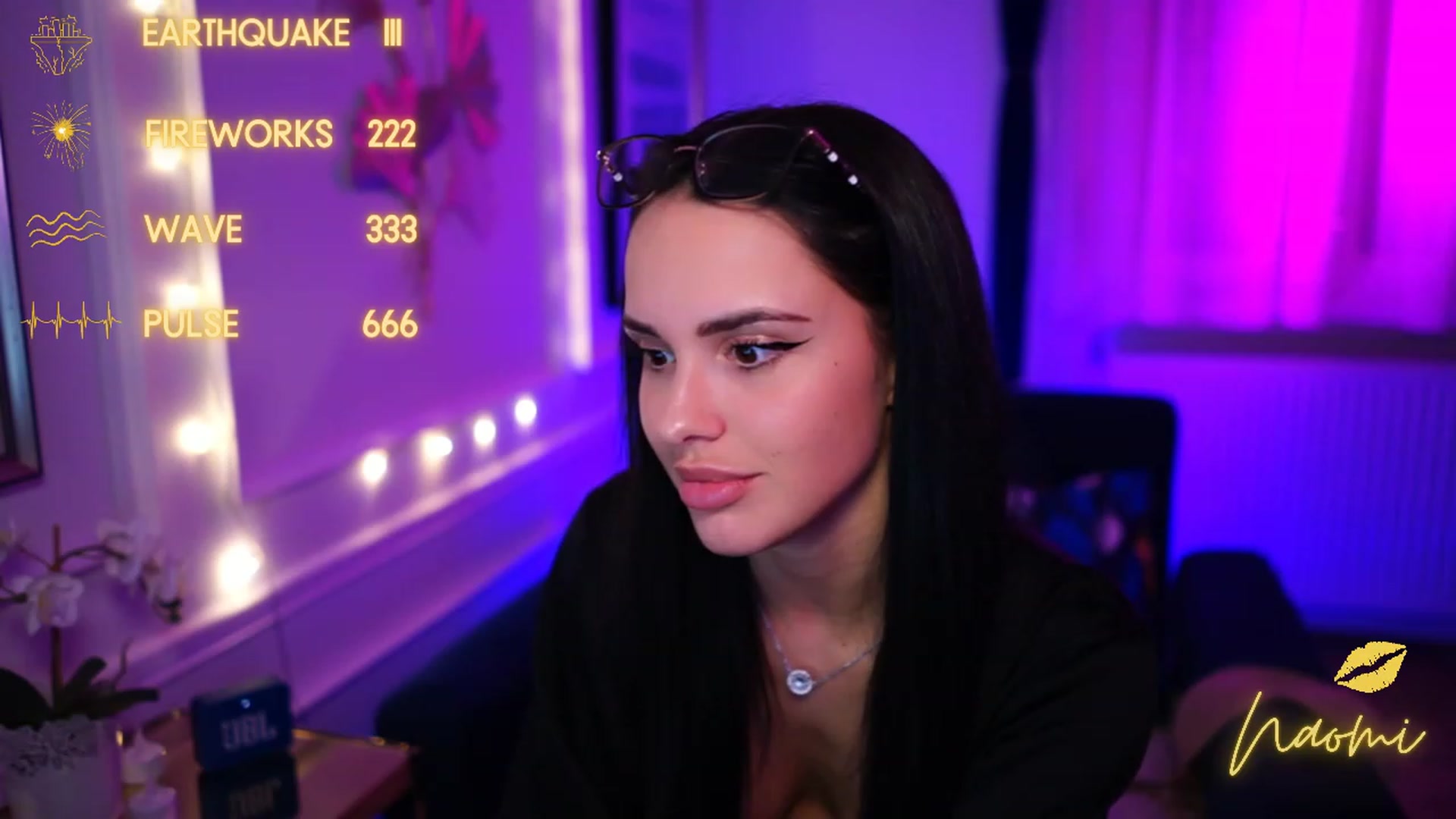 Gallery image thumbnail from cinnabellee's myfreecams stream on, 03/13/2023, 02:06 image 10 of 20