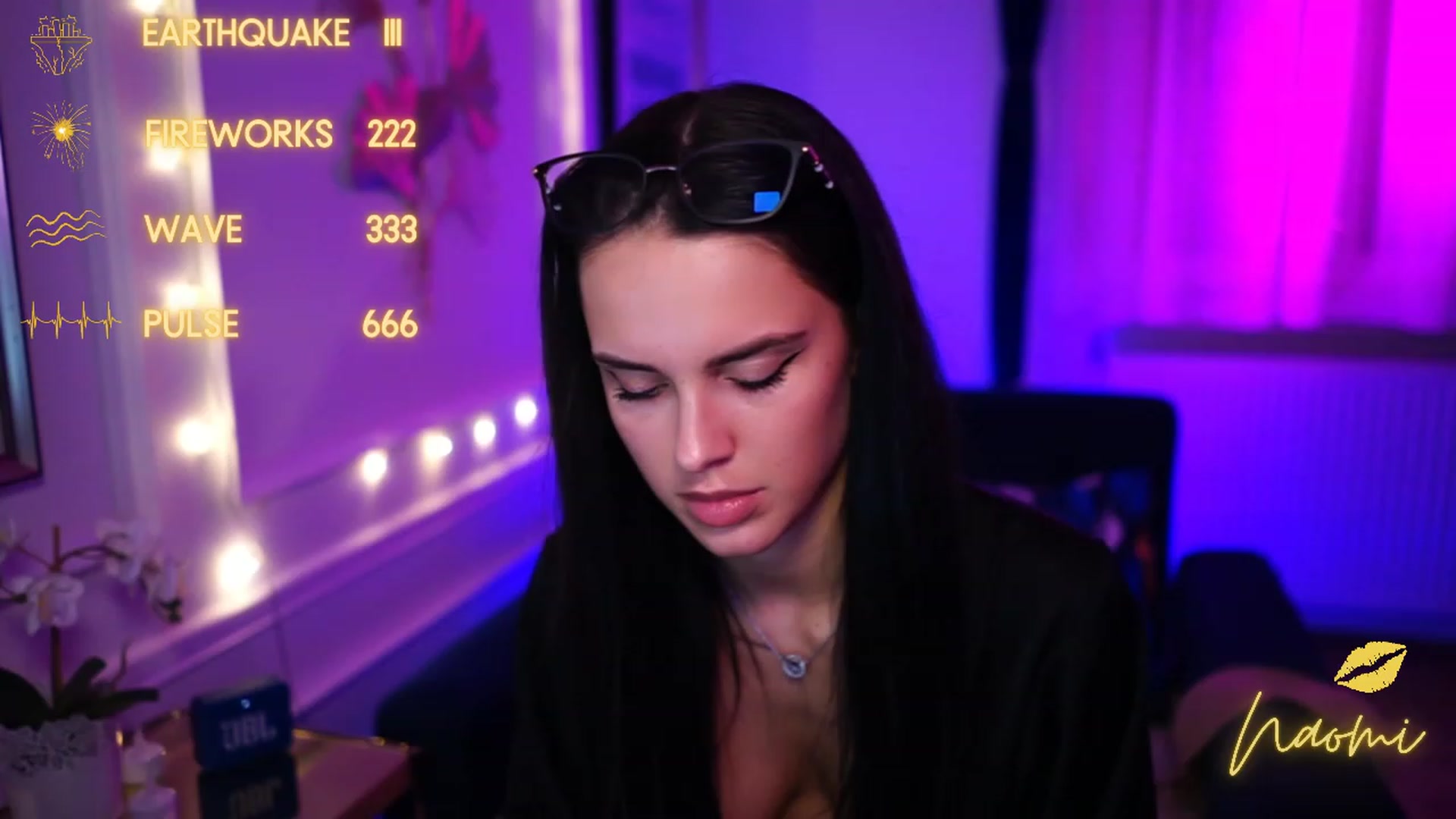 Gallery image thumbnail from cinnabellee's myfreecams stream on, 03/13/2023, 02:06 image 7 of 20