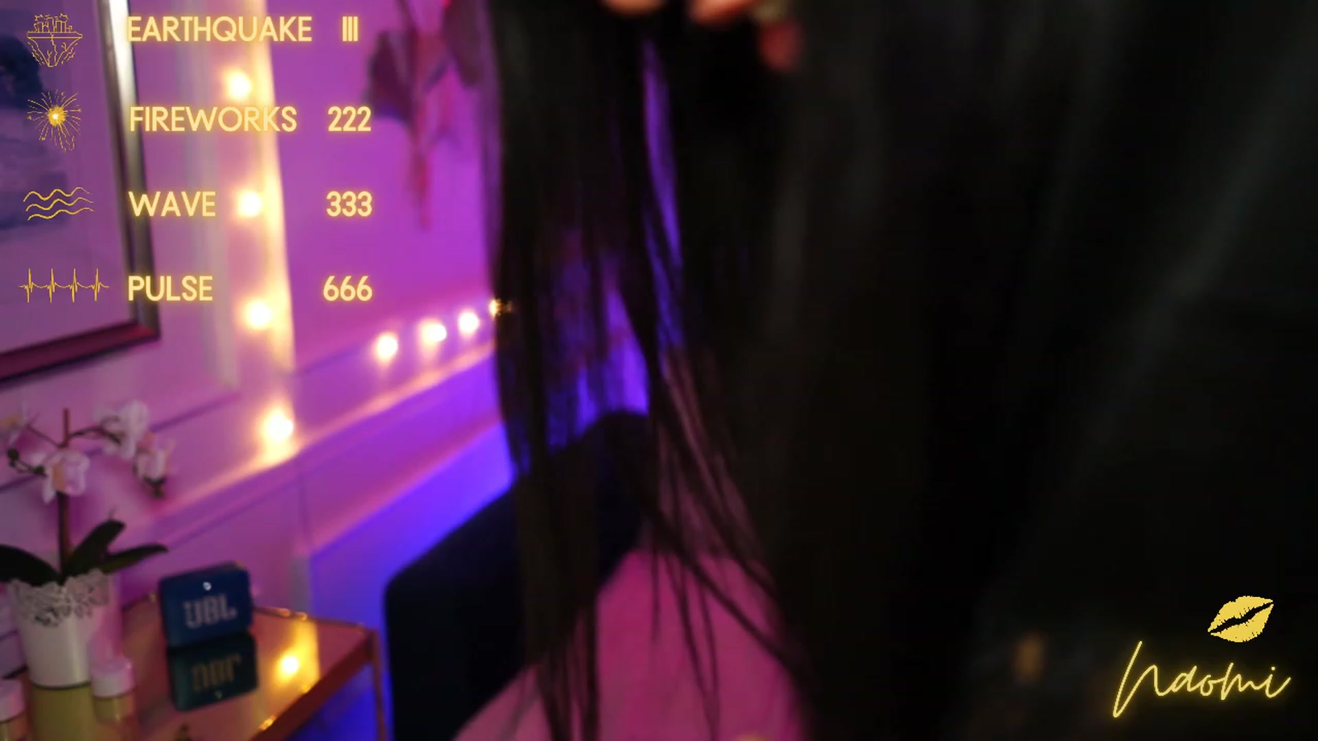 Gallery image thumbnail from cinnabellee's myfreecams stream on, 03/20/2023, 23:05 image 16 of 20