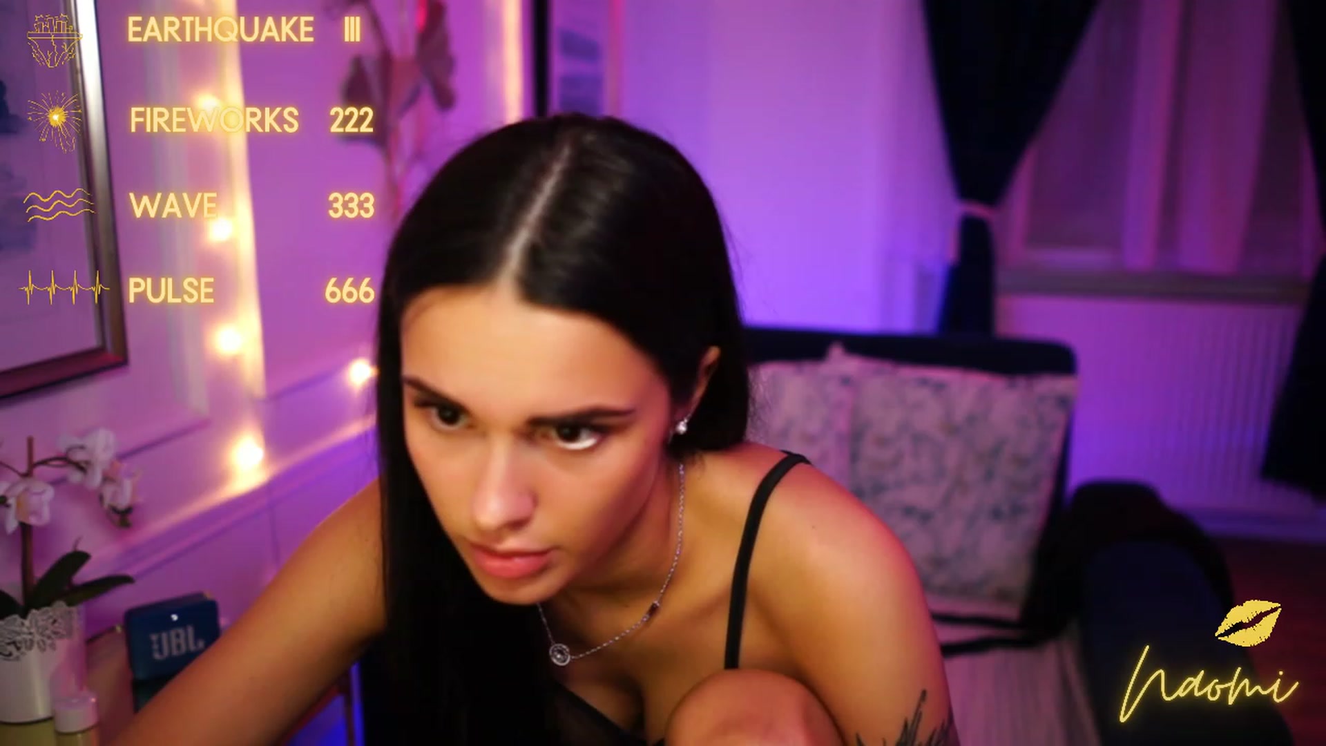 Gallery image thumbnail from cinnabellee's myfreecams stream on, 03/20/2023, 23:05 image 20 of 20