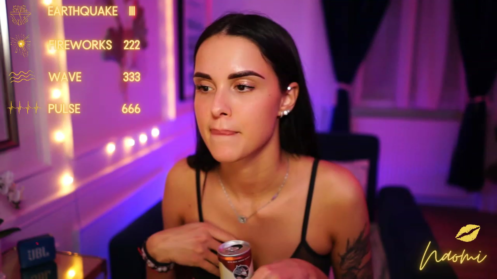 Gallery image thumbnail from cinnabellee's myfreecams stream on, 03/21/2023, 02:32 image 9 of 20
