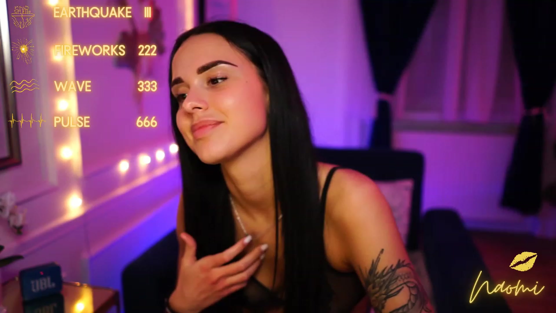 Gallery image thumbnail from cinnabellee's myfreecams stream on, 03/21/2023, 02:32 image 19 of 20