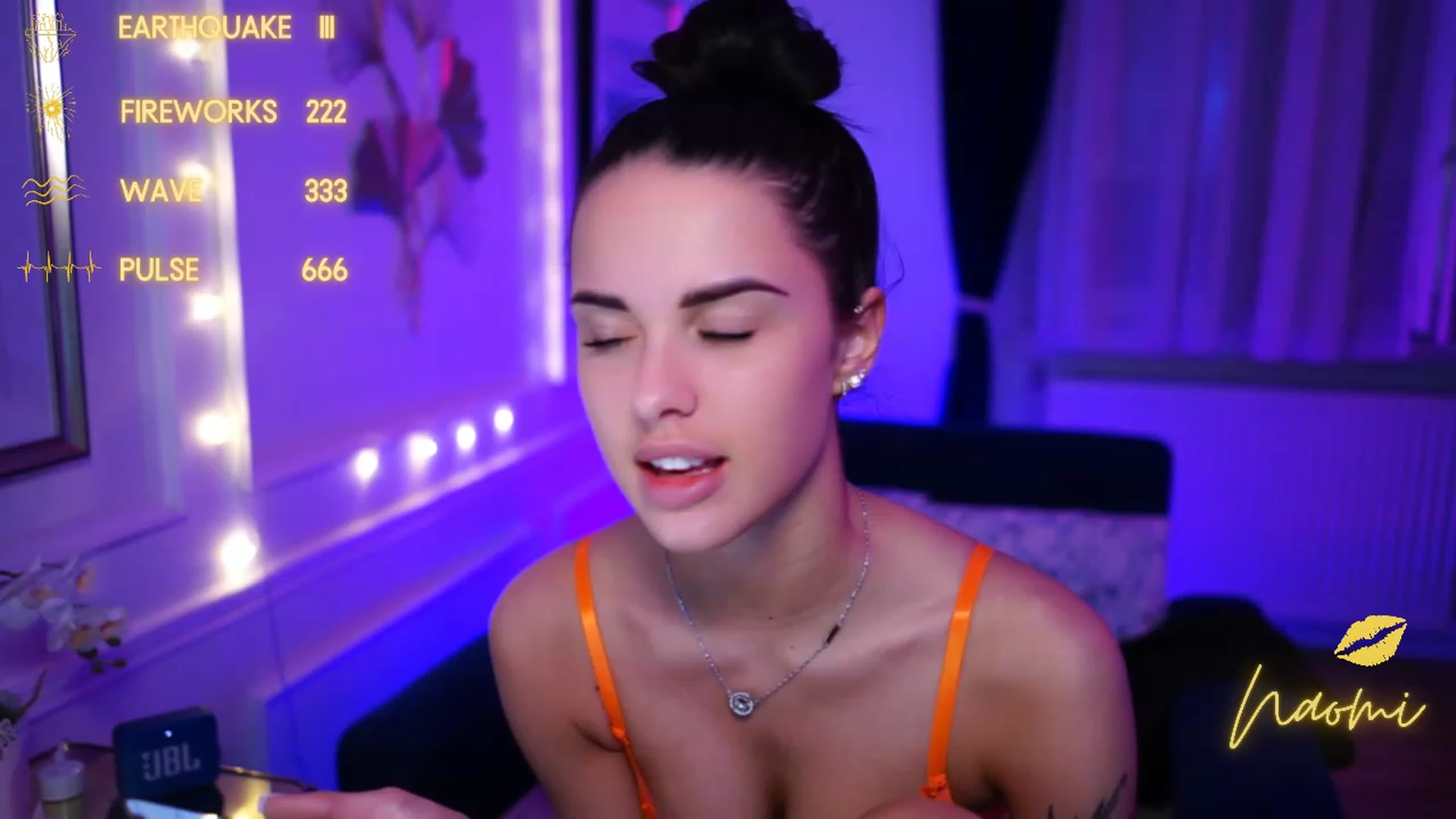 Gallery image thumbnail from cinnabellee's myfreecams stream on, 03/23/2023, 19:47 image 13 of 20