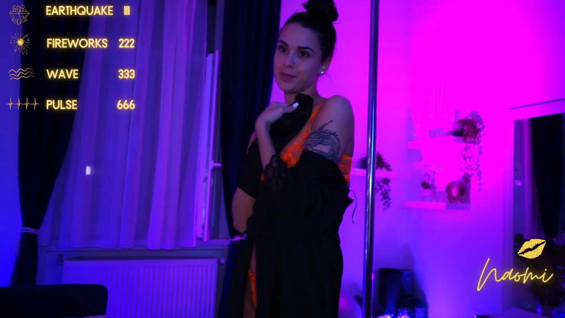 Gallery image thumbnail from cinnabellee's myfreecams stream on, 03/23/2023, 19:47 image 4 of 20