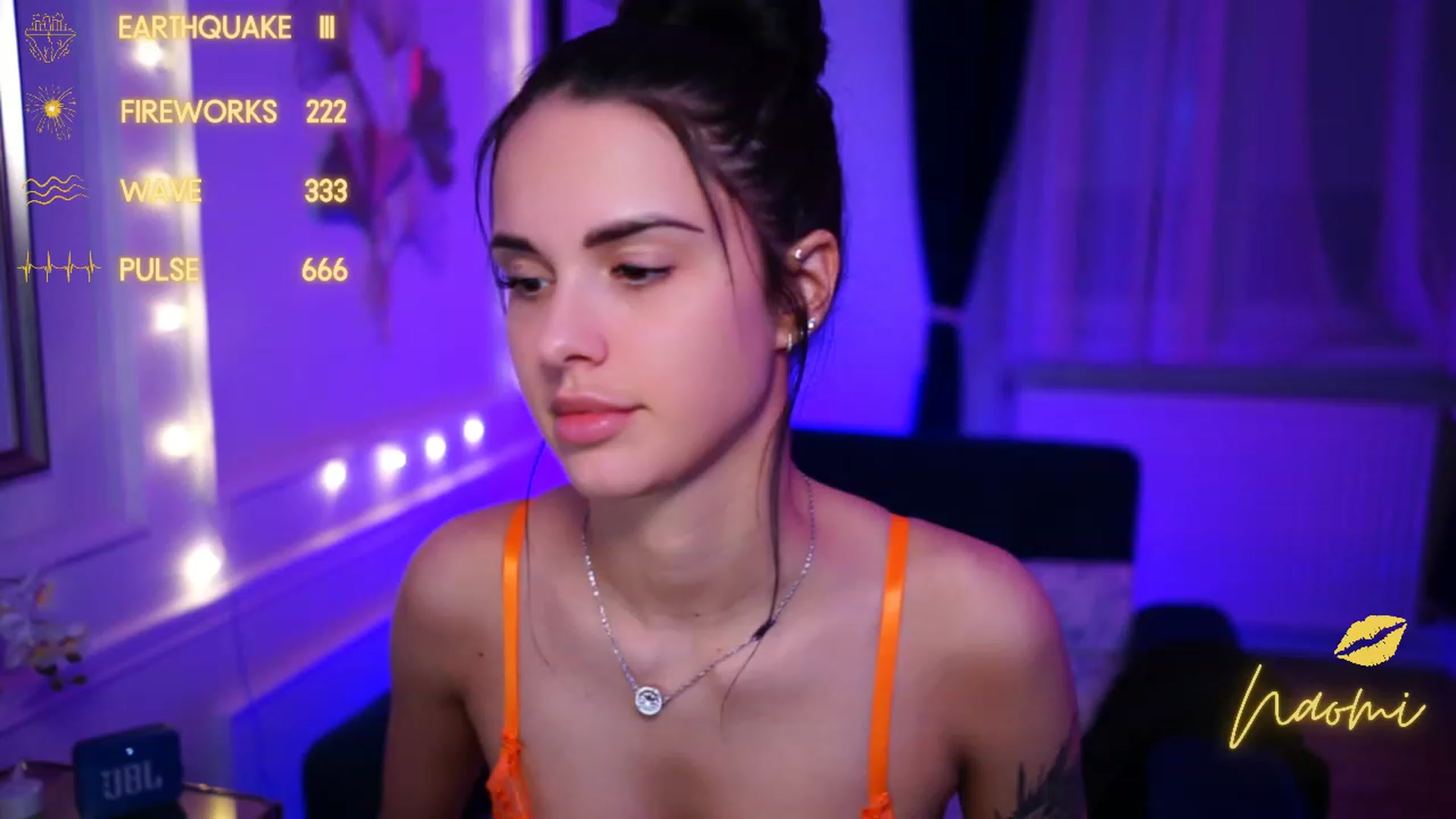 Gallery image thumbnail from cinnabellee's myfreecams stream on, 03/23/2023, 21:54 image 18 of 20