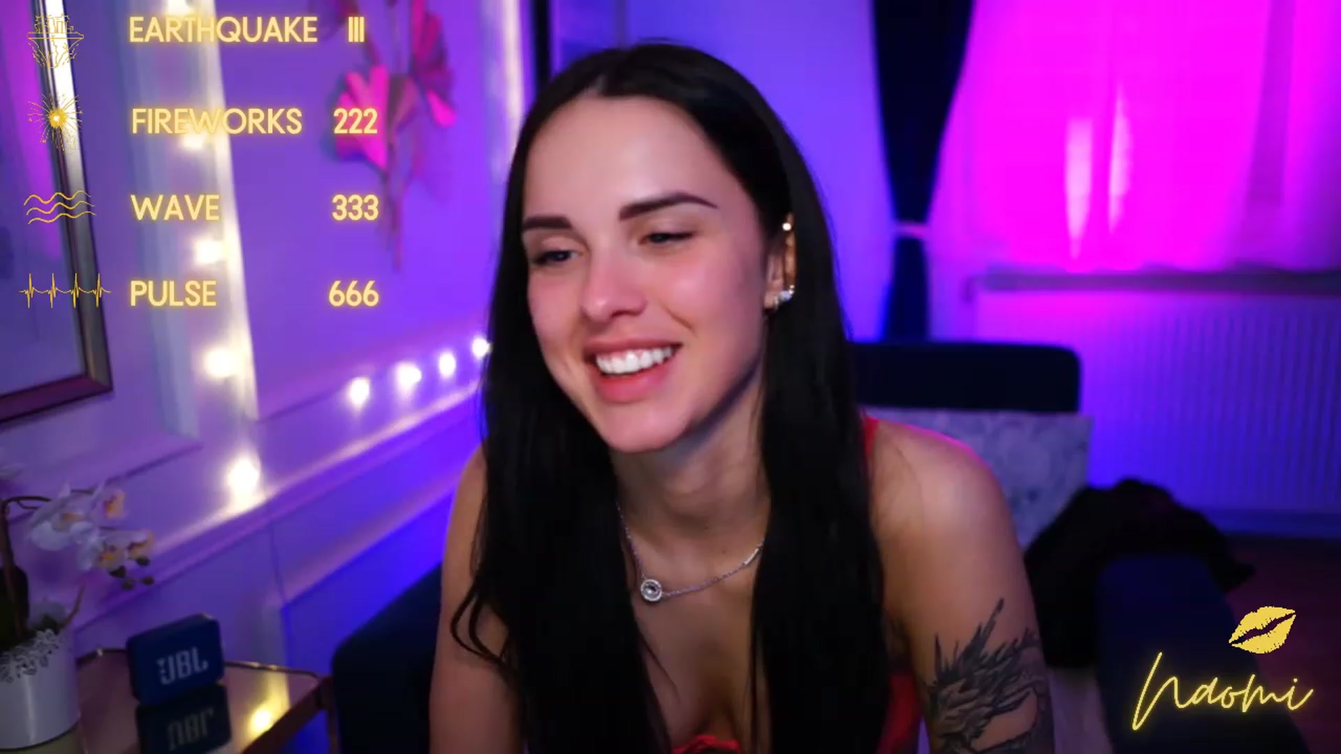 Gallery image thumbnail from cinnabellee's myfreecams stream on, 03/26/2023, 01:11 image 18 of 20