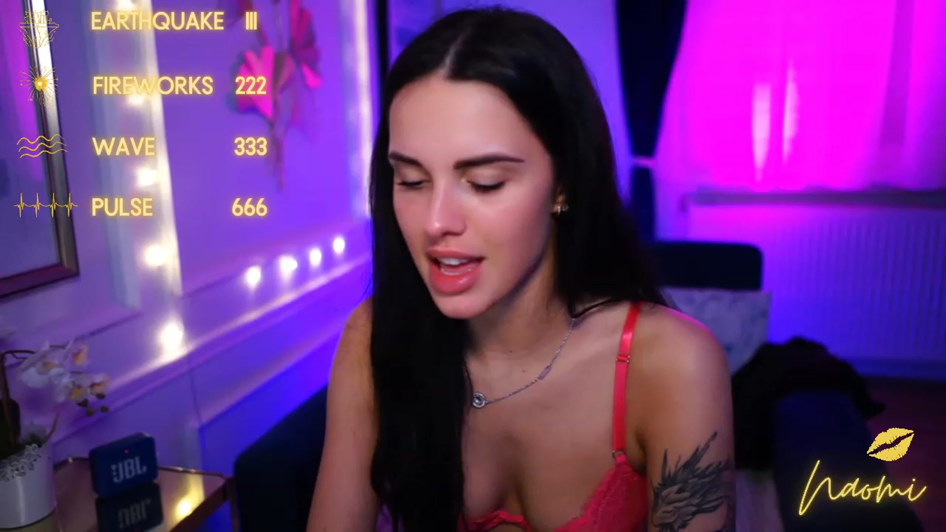 Gallery image thumbnail from cinnabellee's myfreecams stream on, 03/26/2023, 01:11 image 15 of 20
