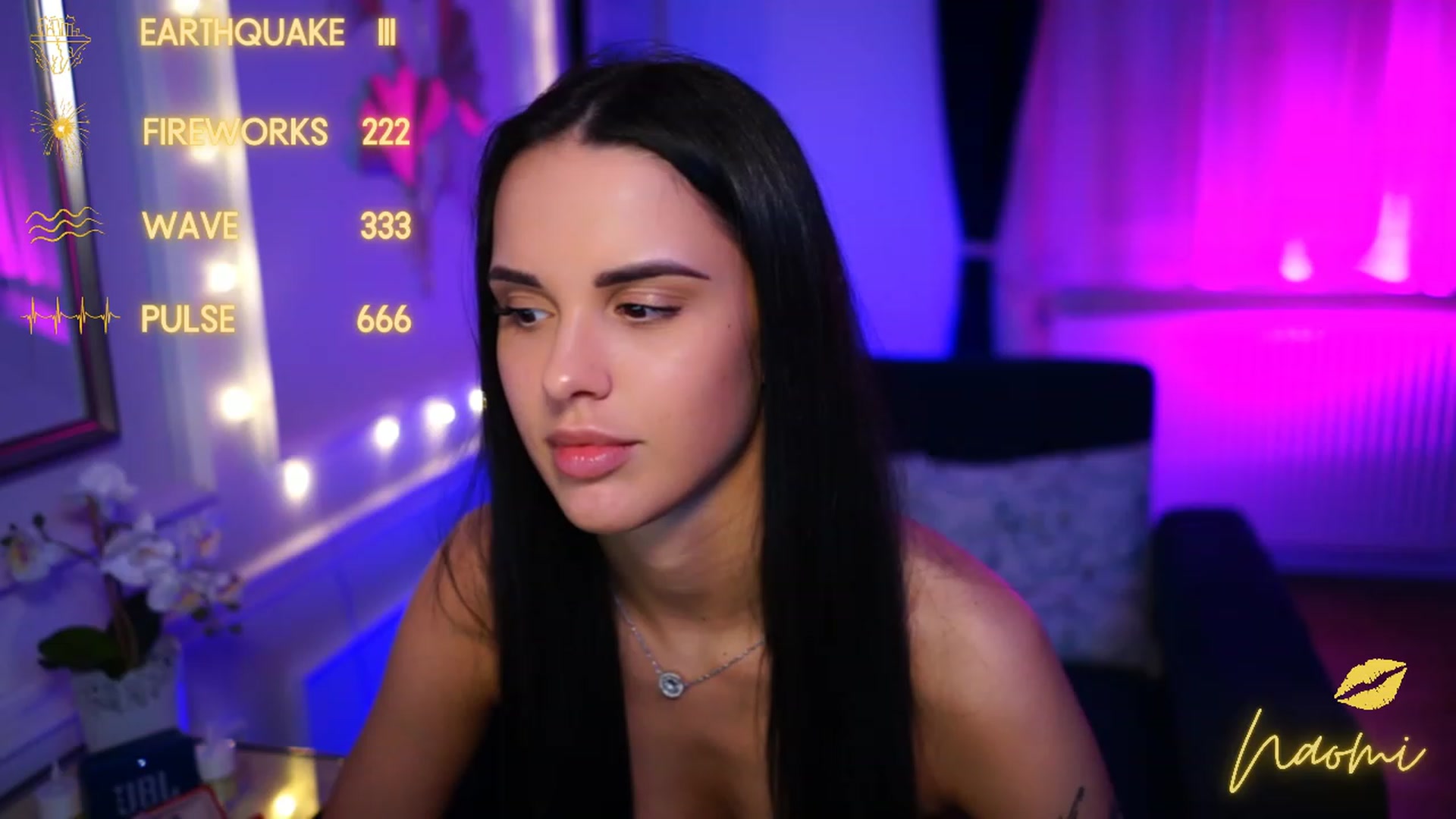 Gallery image thumbnail from cinnabellee's myfreecams stream on, 04/01/2023, 22:29 image 17 of 20