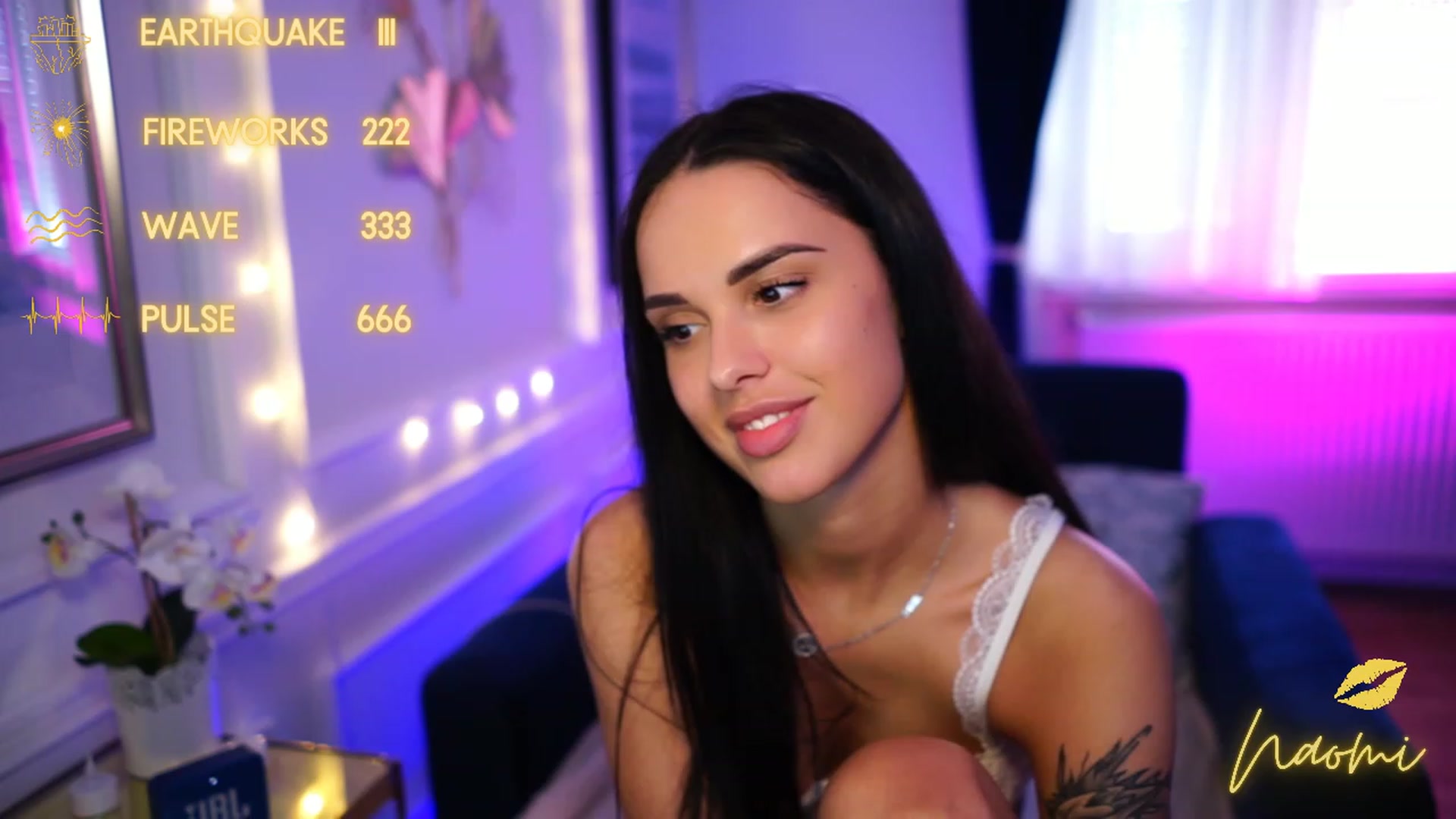 Gallery image thumbnail from cinnabellee's myfreecams stream on, 04/02/2023, 12:41 image 20 of 20