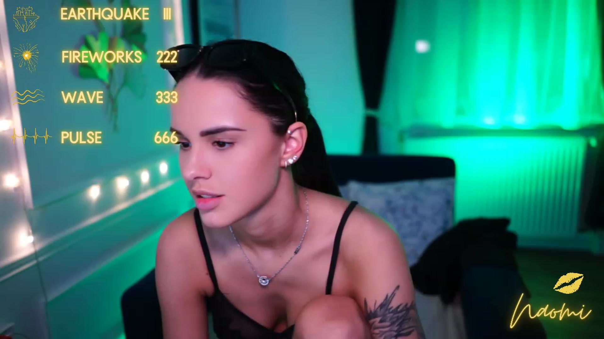 Gallery image thumbnail from cinnabellee's myfreecams stream on, 04/05/2023, 19:12 image 17 of 20